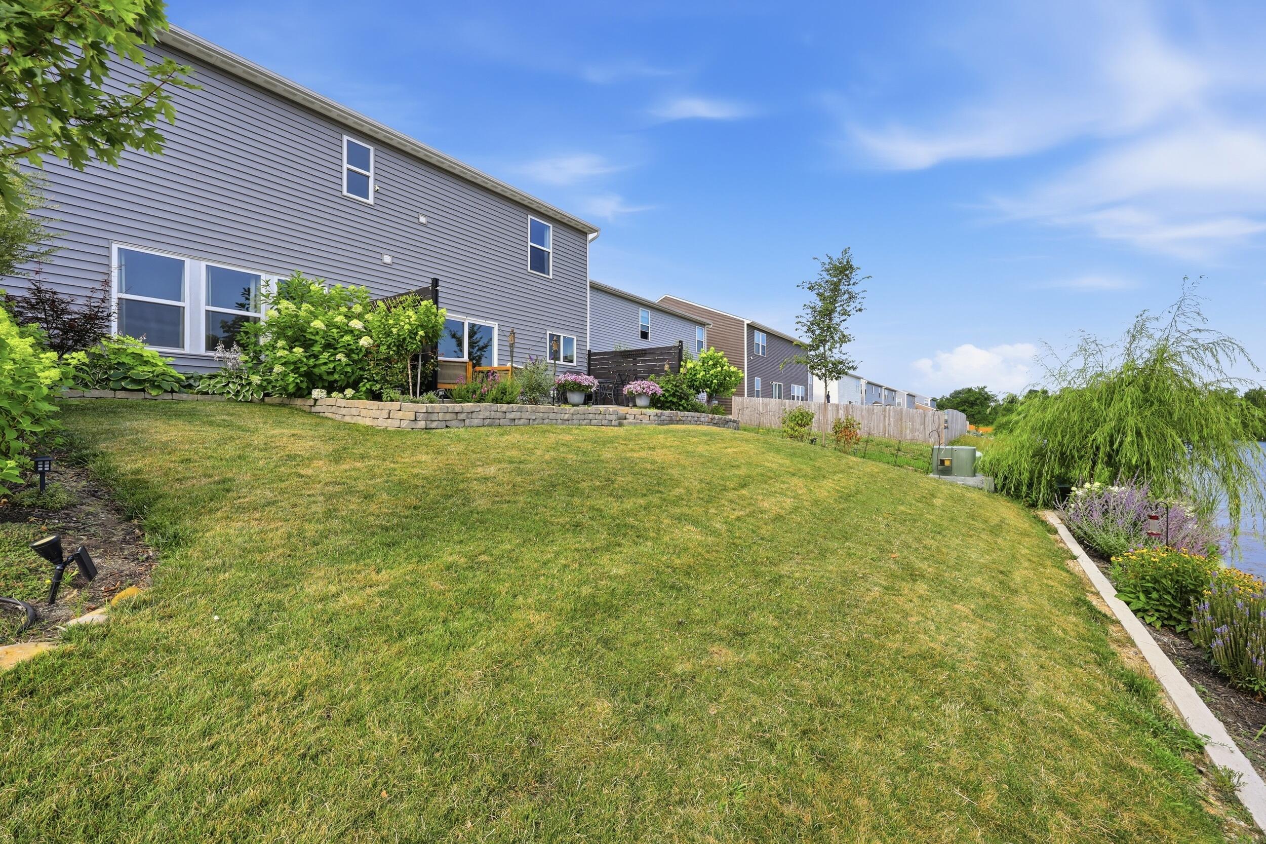 4872 Amber Crossing Drive Property Photo 35