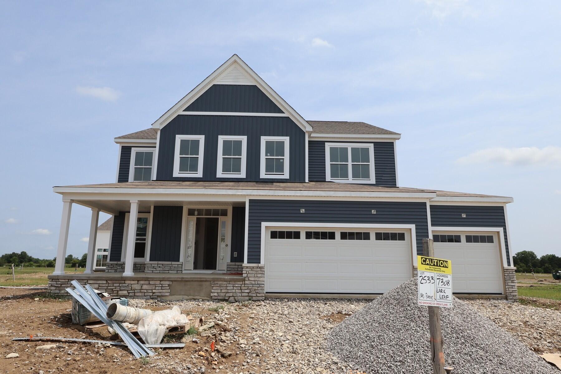7308 Larkleaf Drive Property Photo 1
