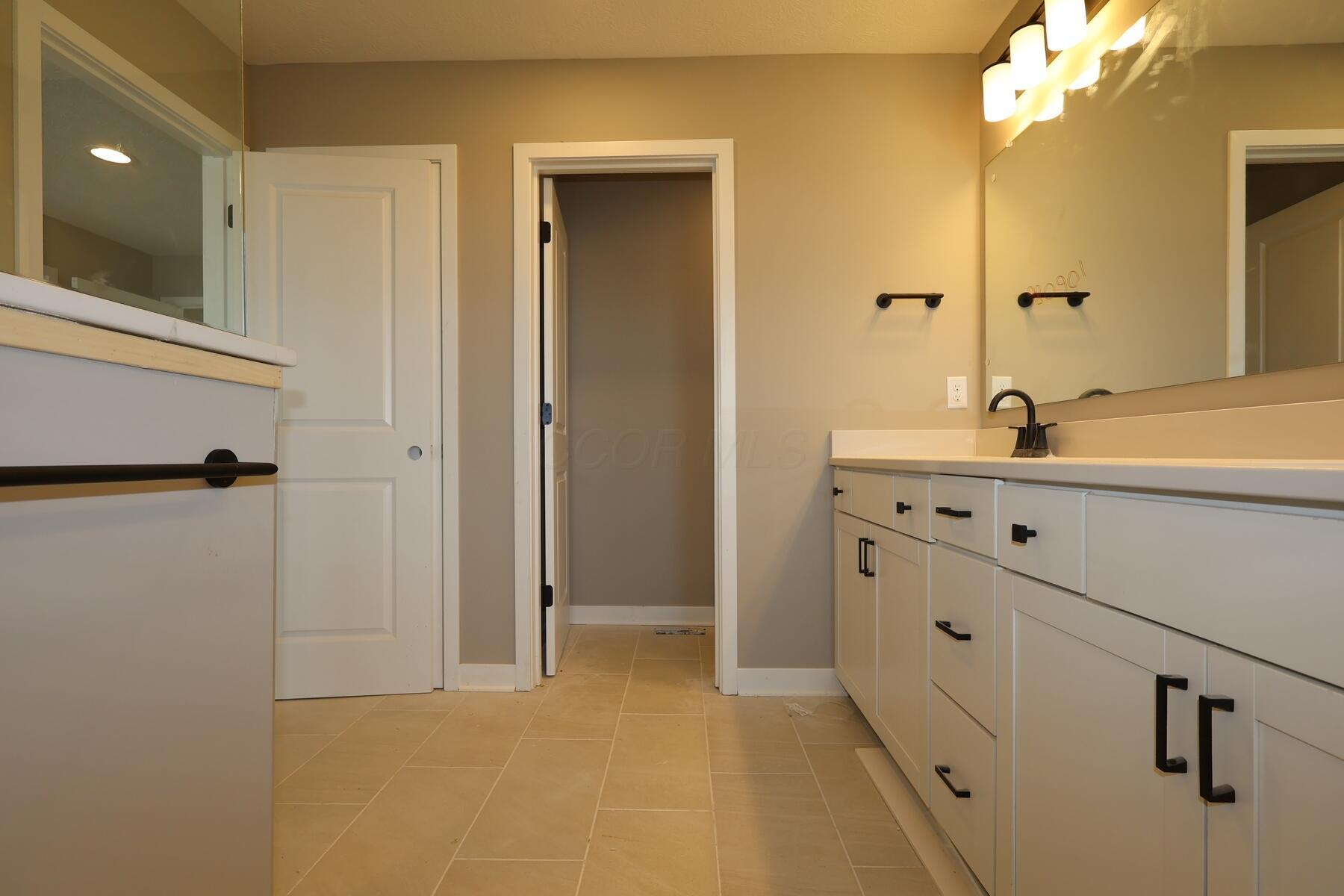11781 Red Cedar Street Property Photo 19