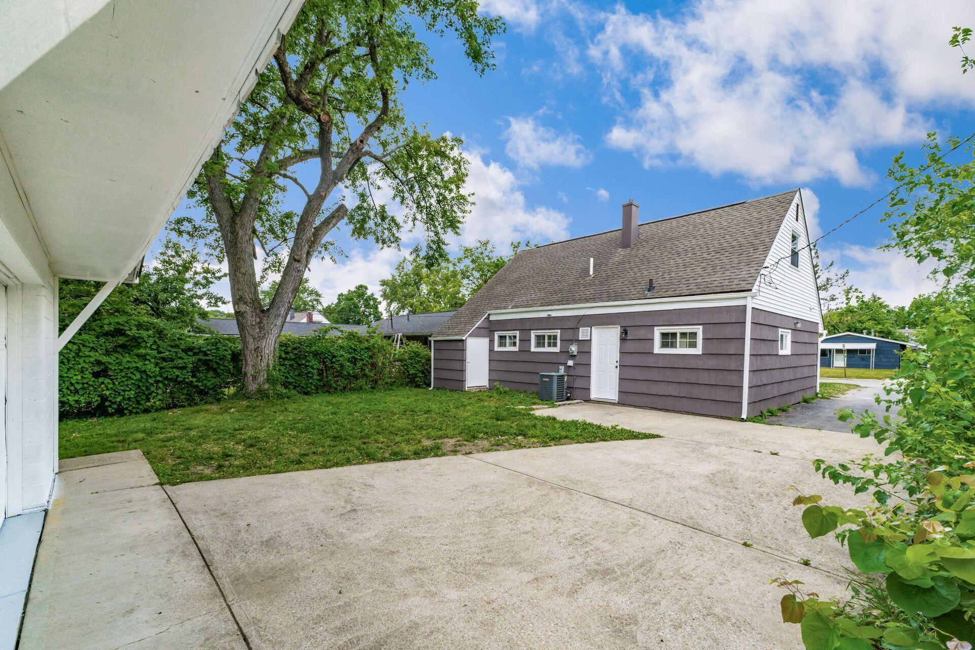 4167 Powell Avenue Property Photo 45