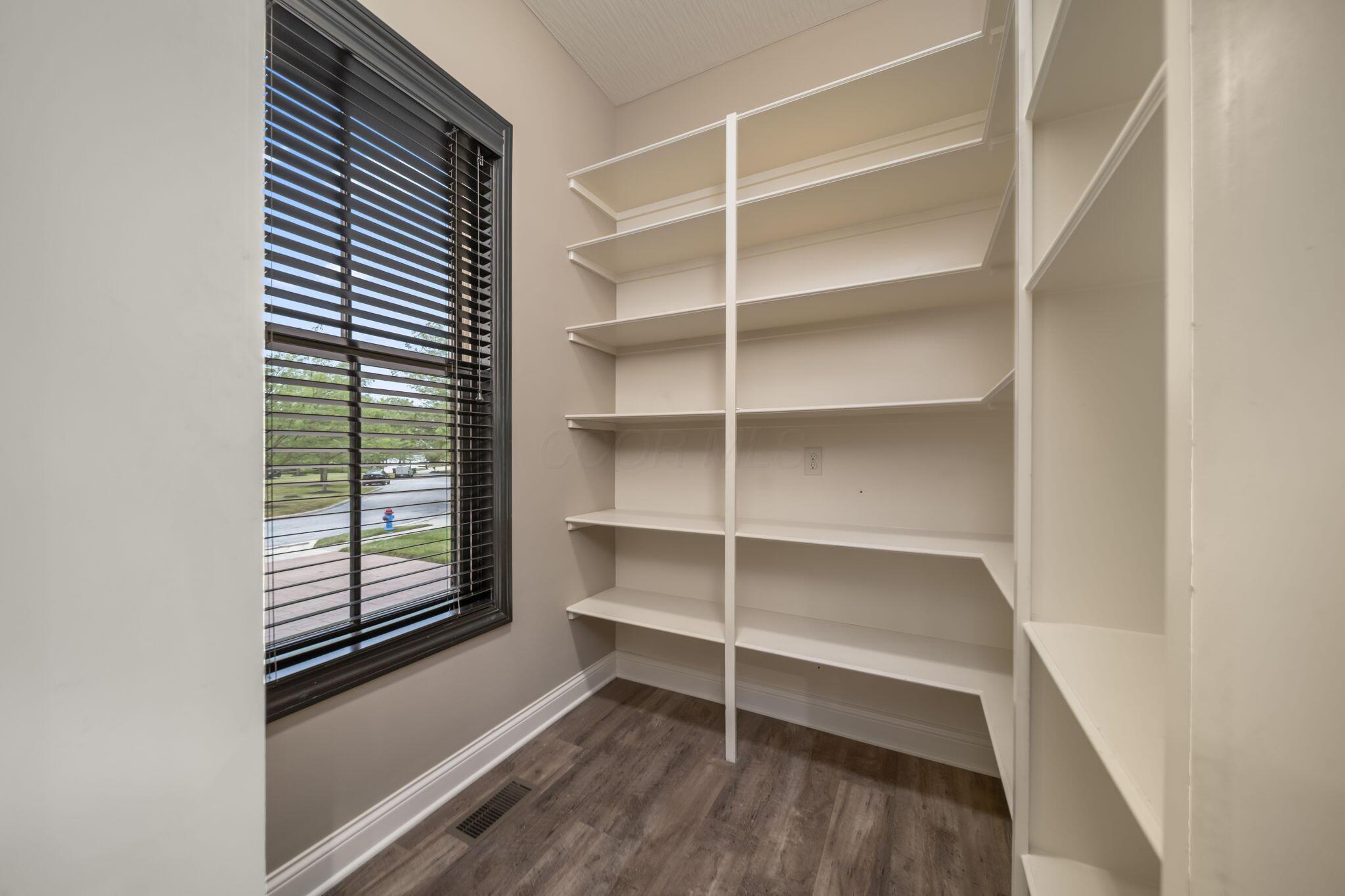 10430 Pagoda Way Property Photo 10