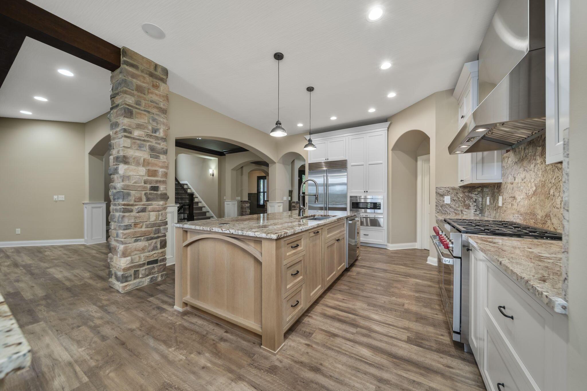 10430 Pagoda Way Property Photo 11