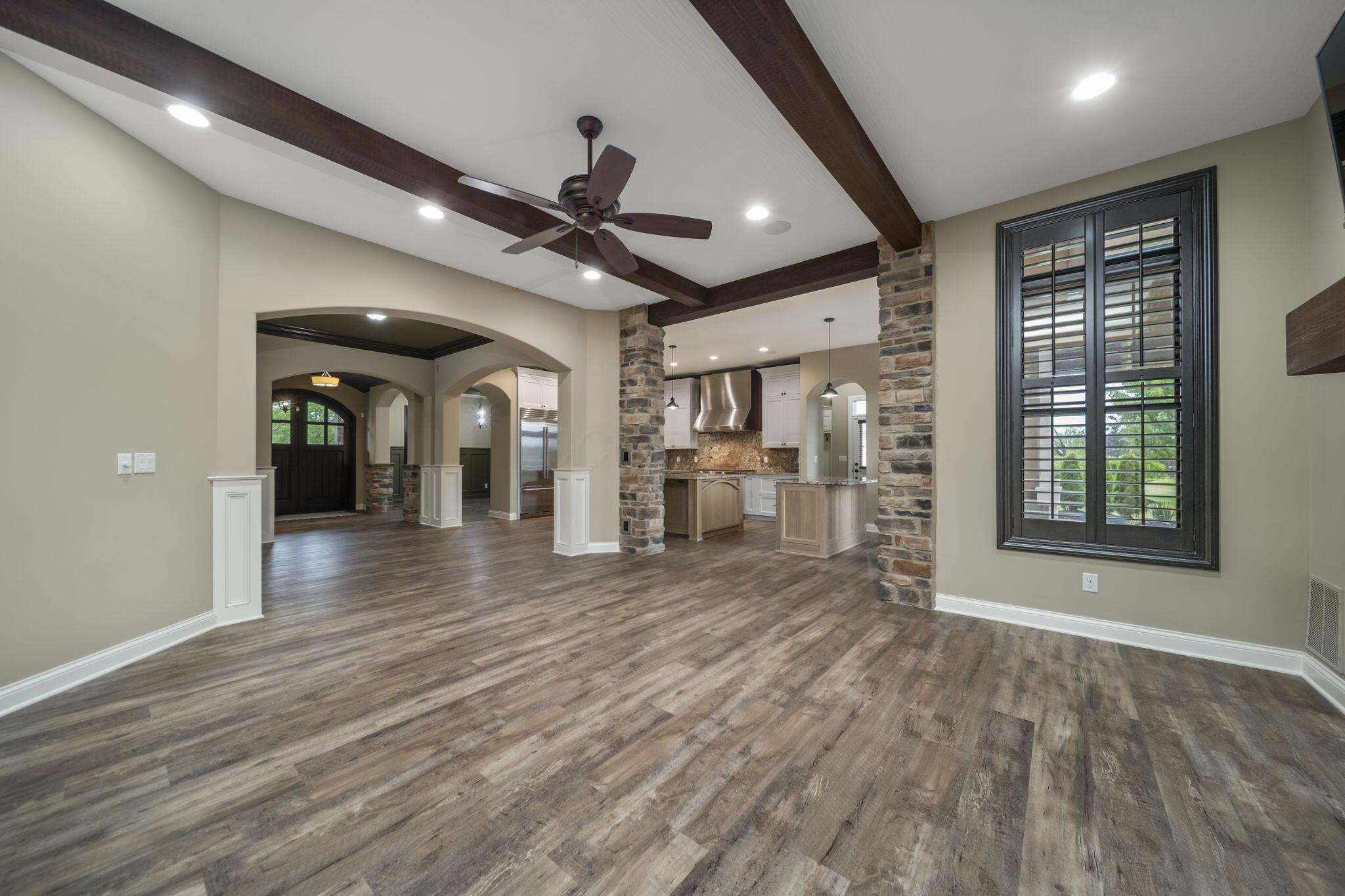 10430 Pagoda Way Property Photo 18