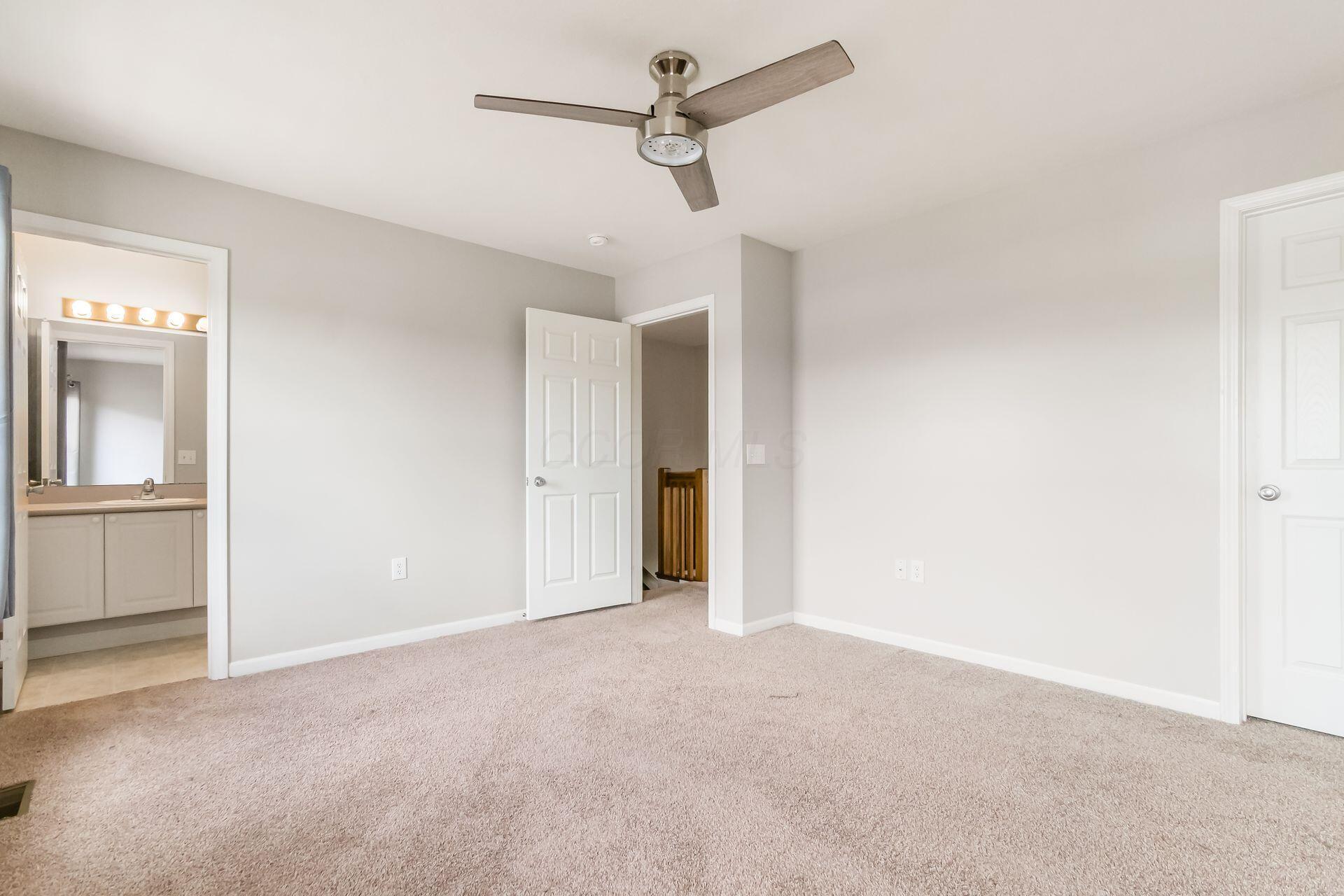 6070 Avatar Drive, 13 Property Photo 21