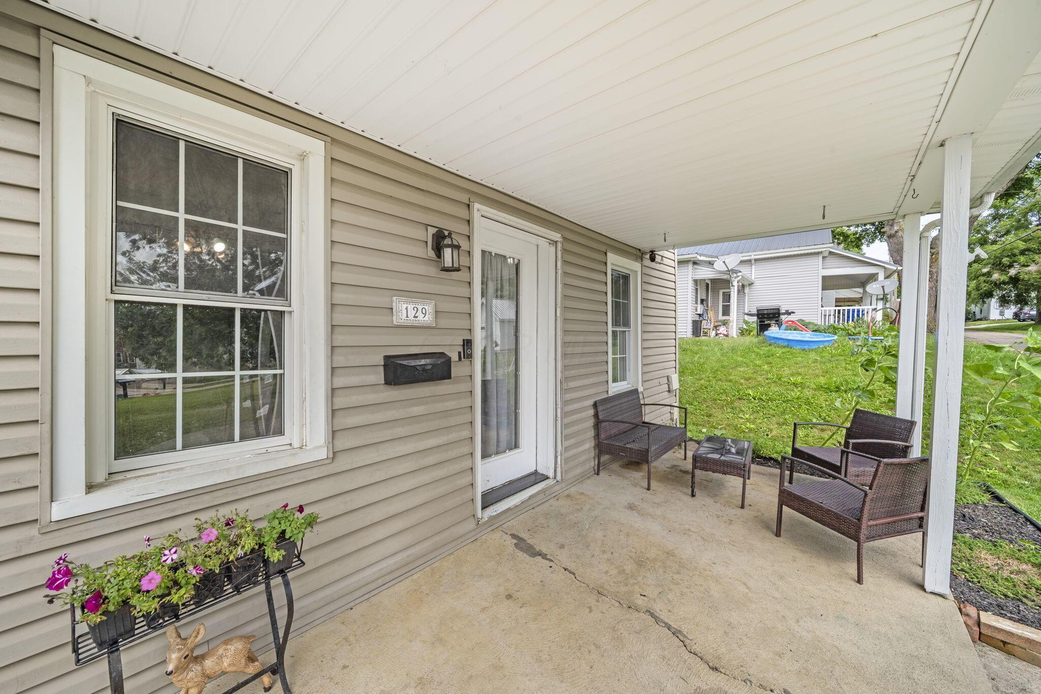 129 S Cherry Street Property Photo 3
