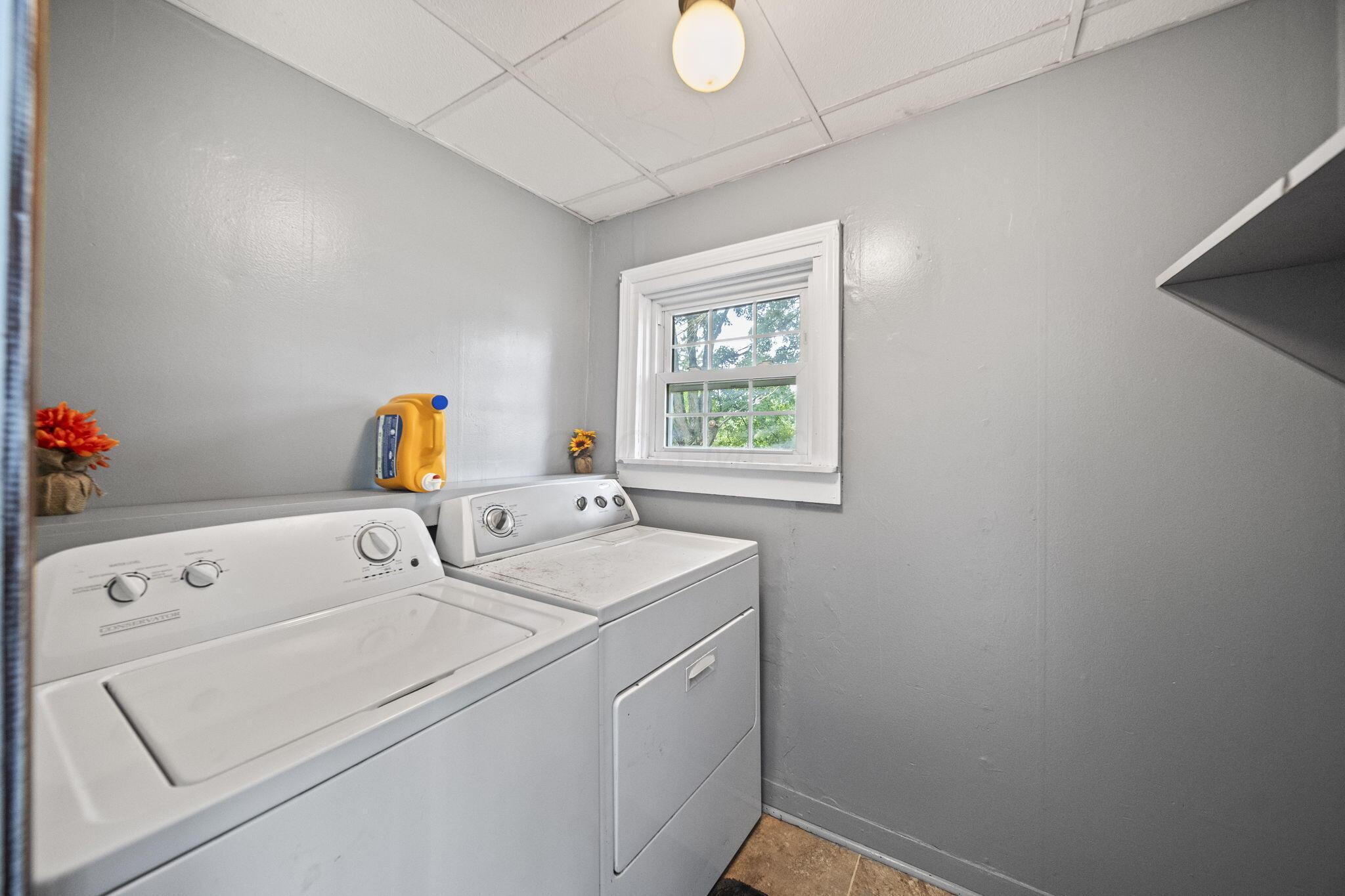 129 S Cherry Street Property Photo 13