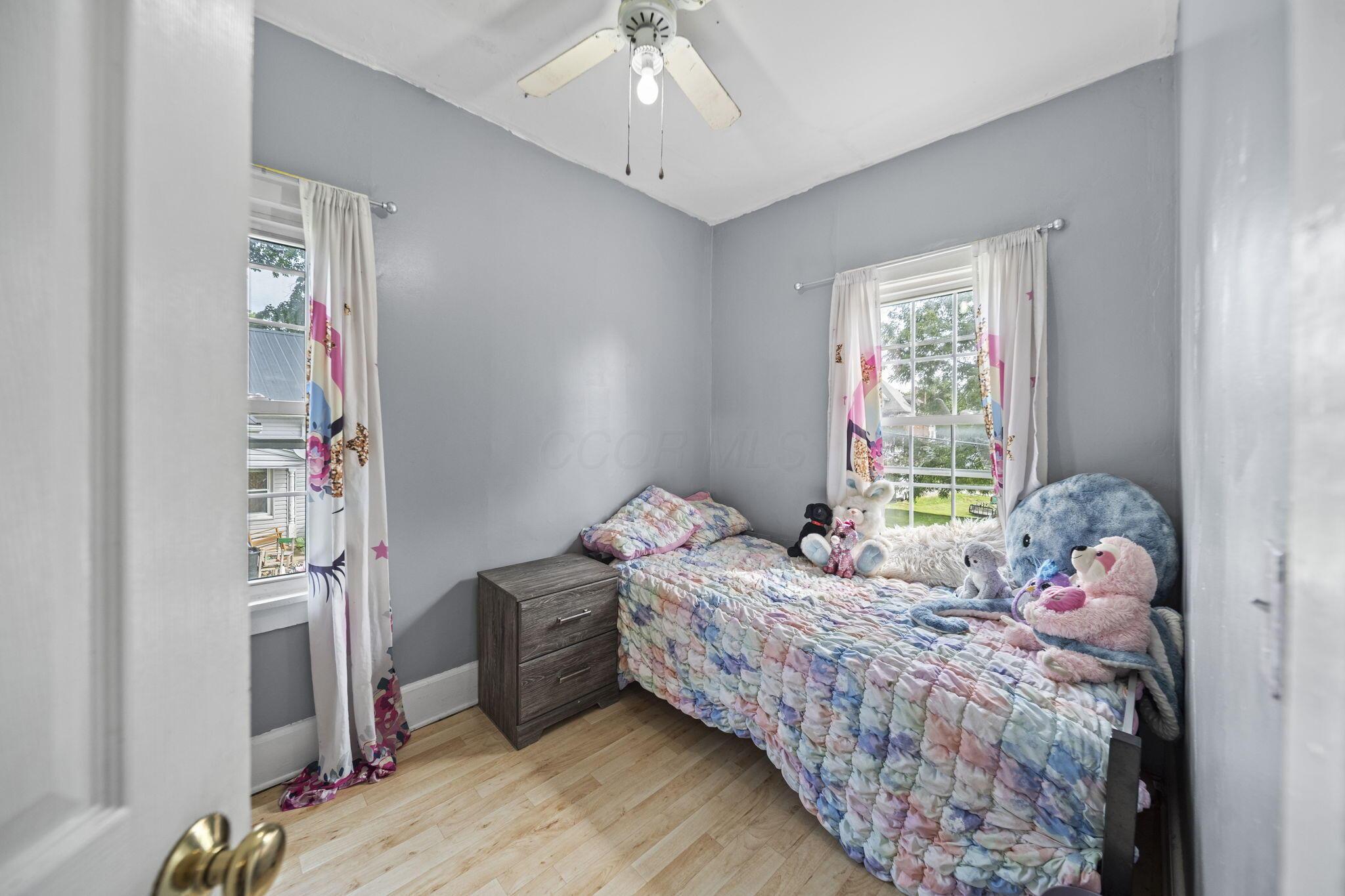 129 S Cherry Street Property Photo 16