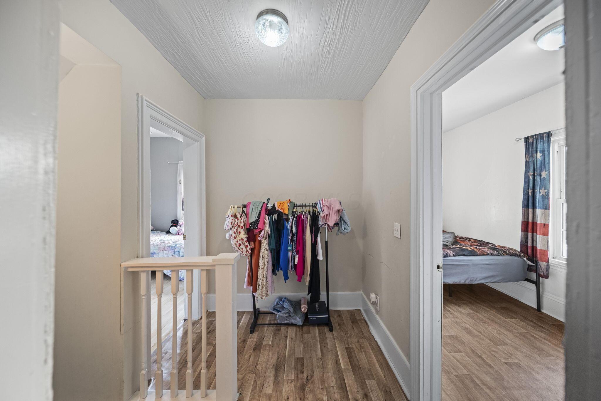 129 S Cherry Street Property Photo 17
