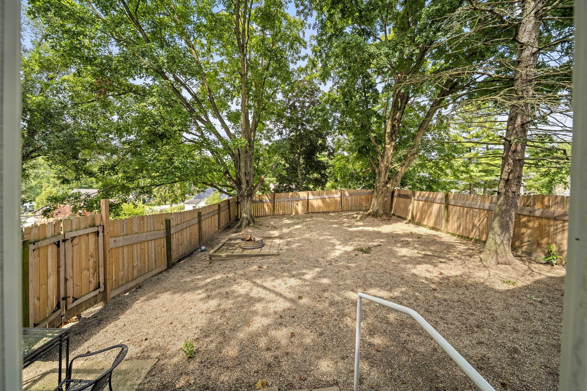 129 S Cherry Street Property Photo 23