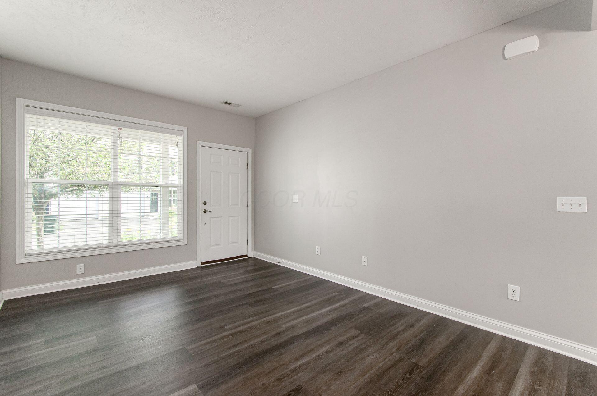 5491 Albany Terrace Way Property Photo 8