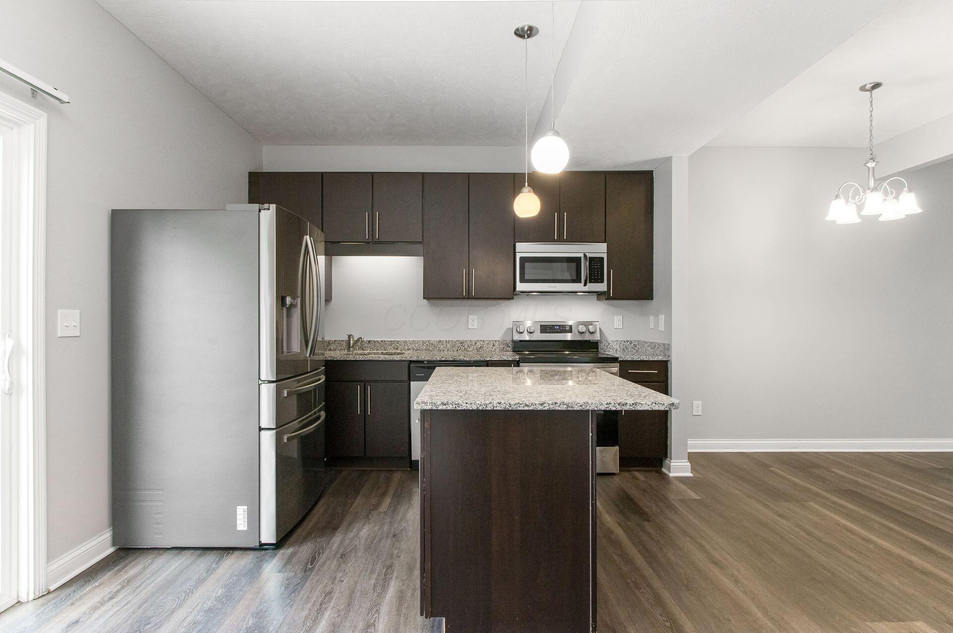 5491 Albany Terrace Way Property Photo 11