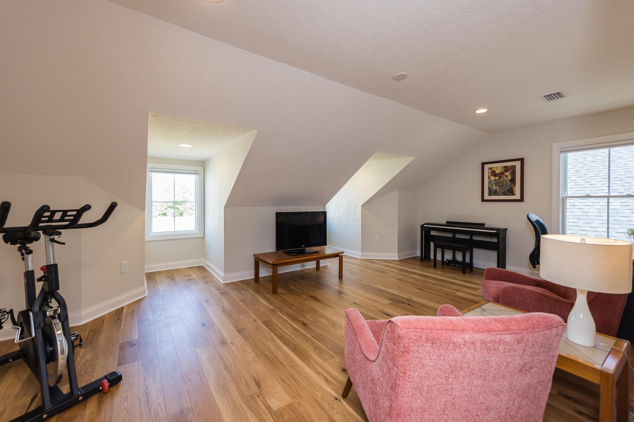 10663 Clare Way Property Photo 39