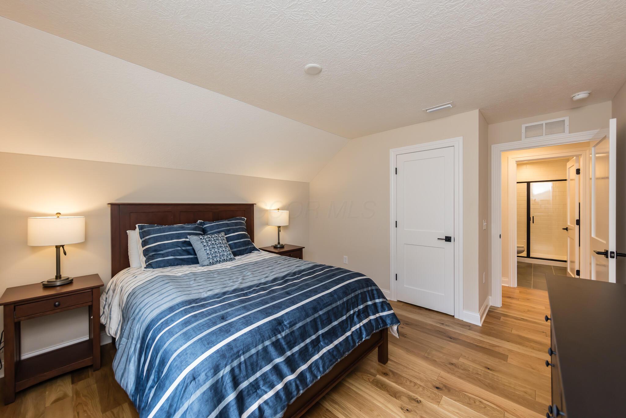10663 Clare Way Property Photo 42