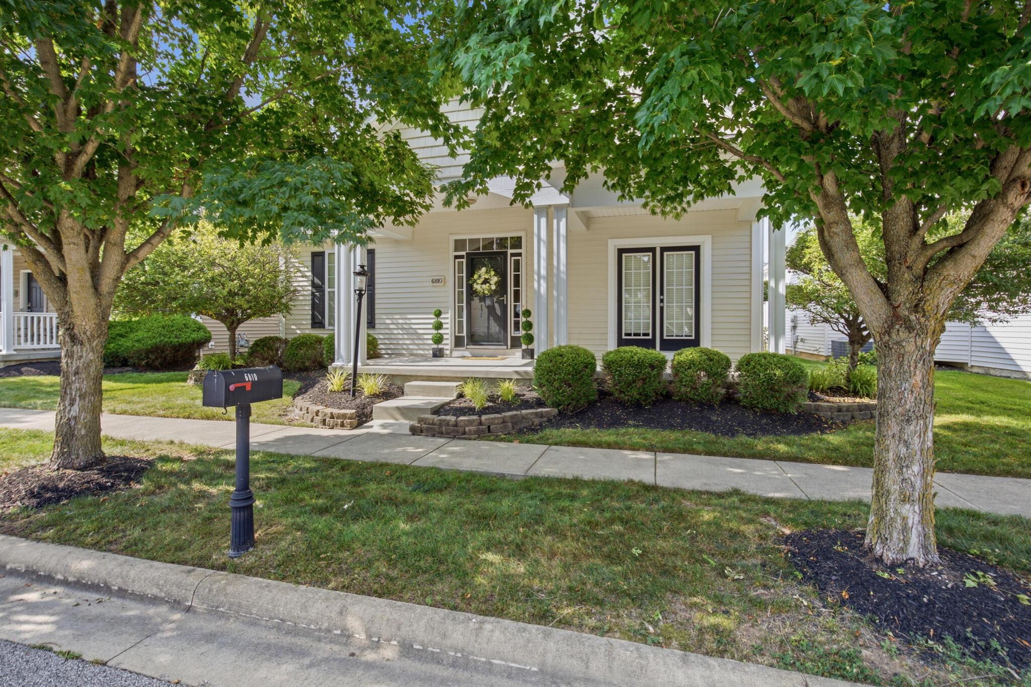 6810 John Drive Property Photo 4