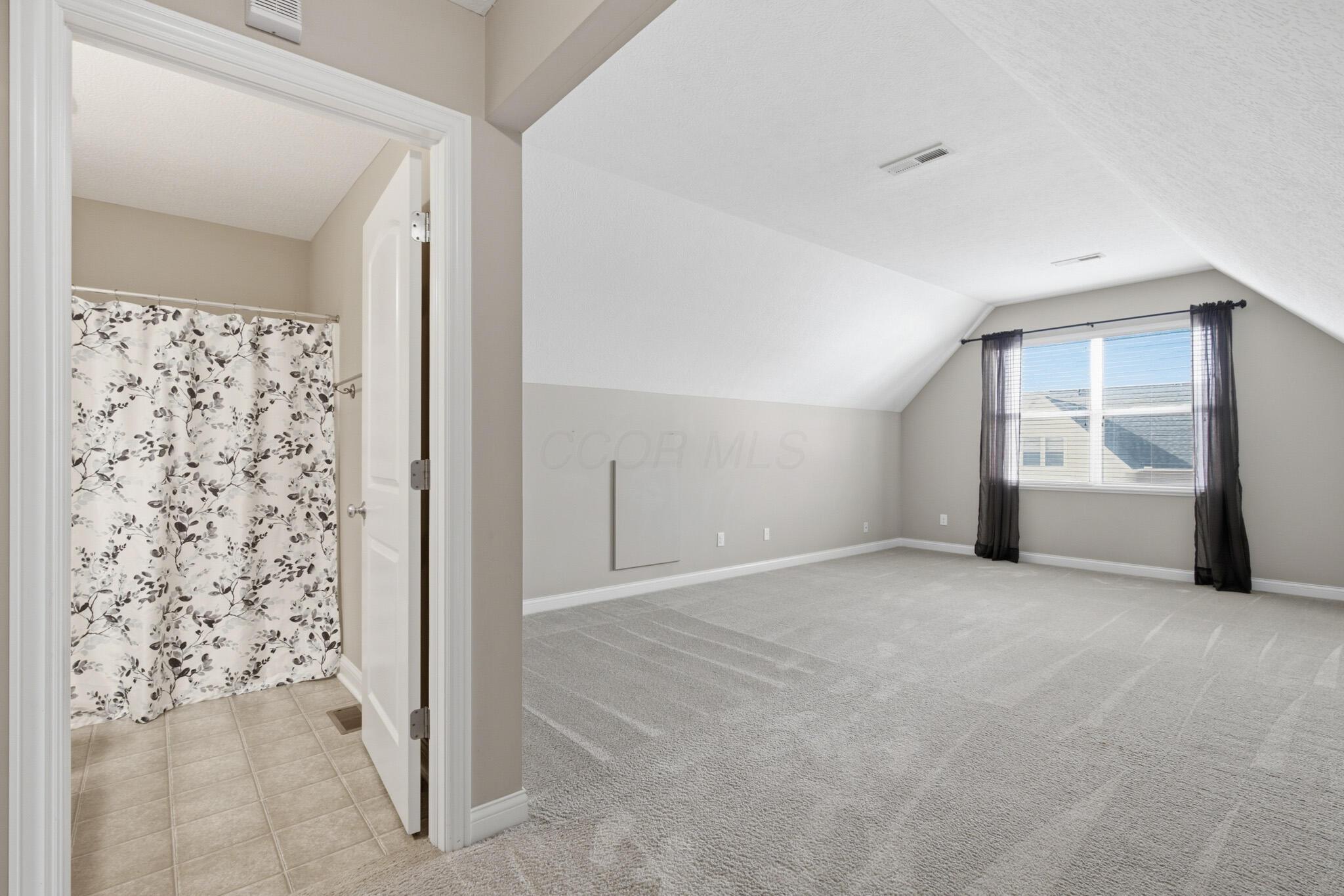 6810 John Drive Property Photo 27