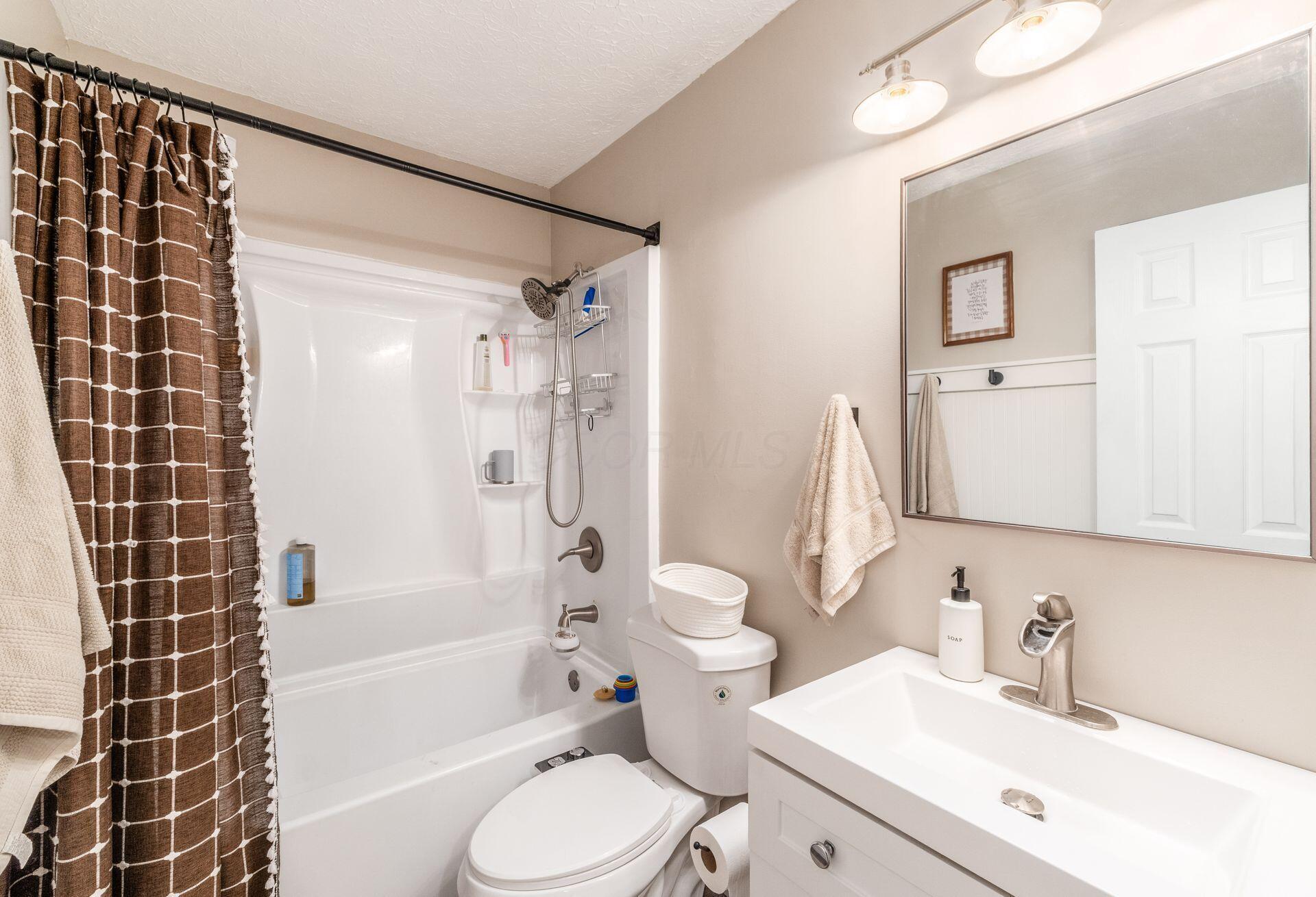 4375 Shirlene Drive Property Photo 19