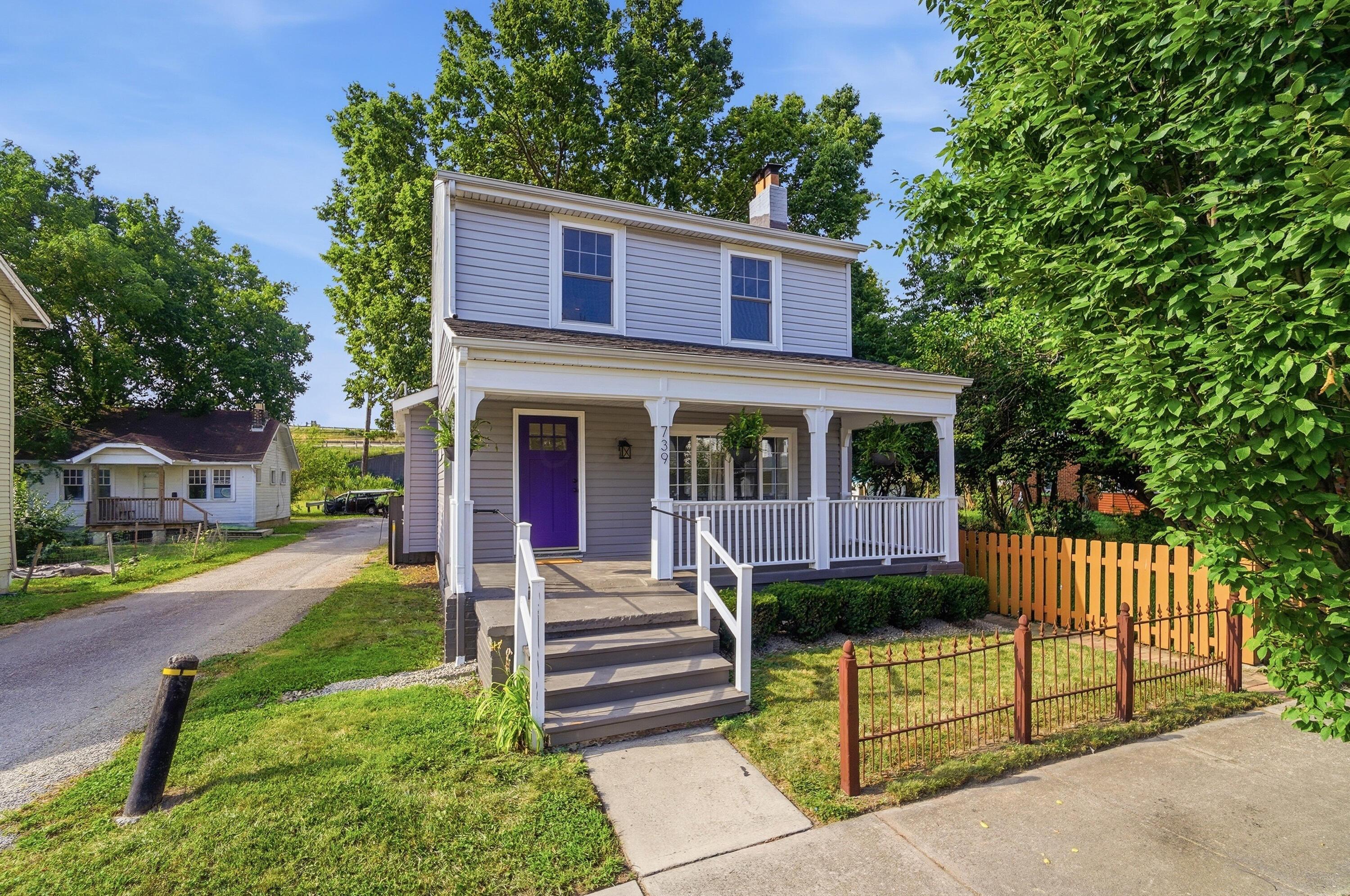 739 Campbell Avenue Property Photo 1