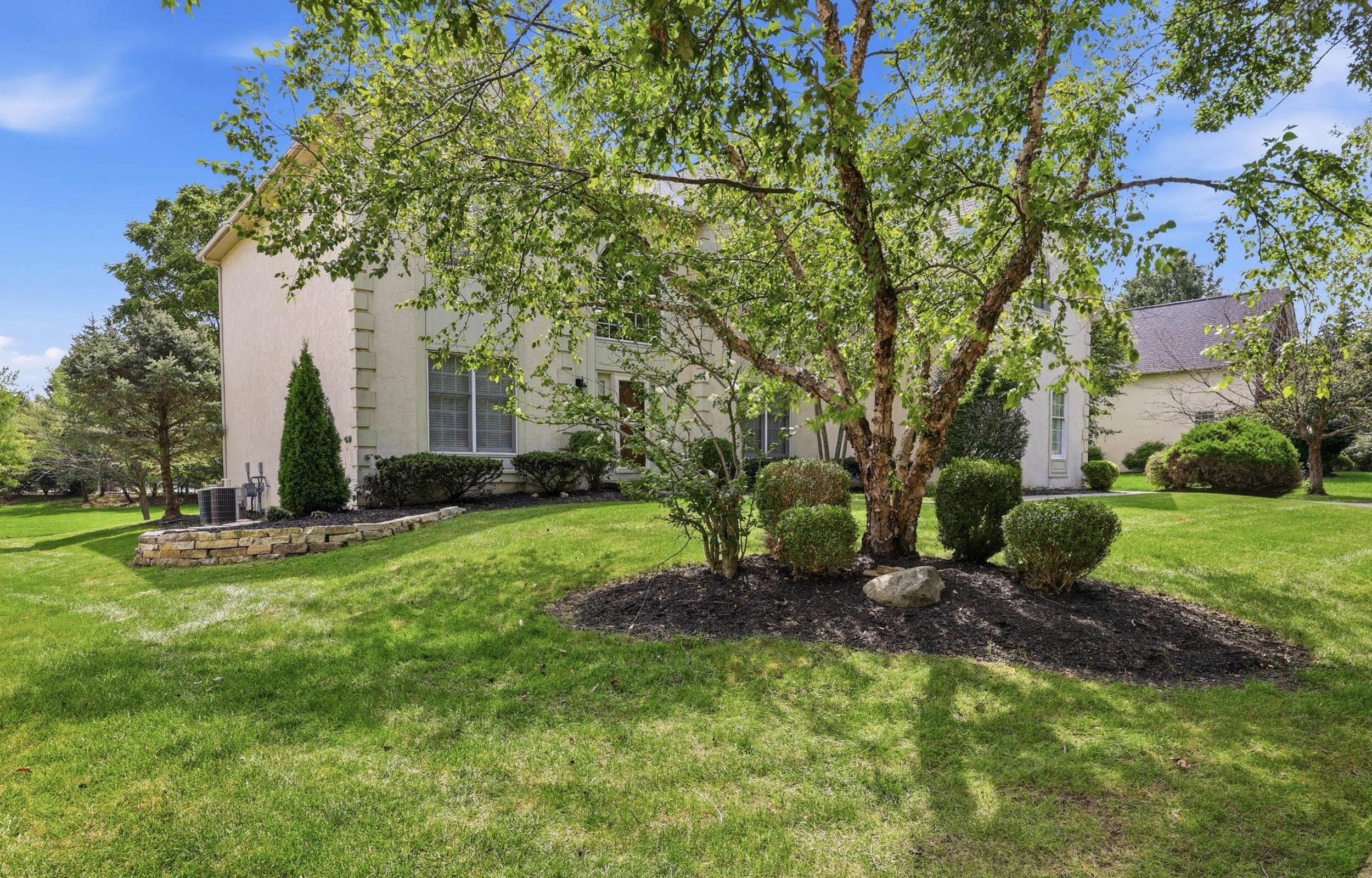 4823 Vista Ridge Drive Property Photo 2