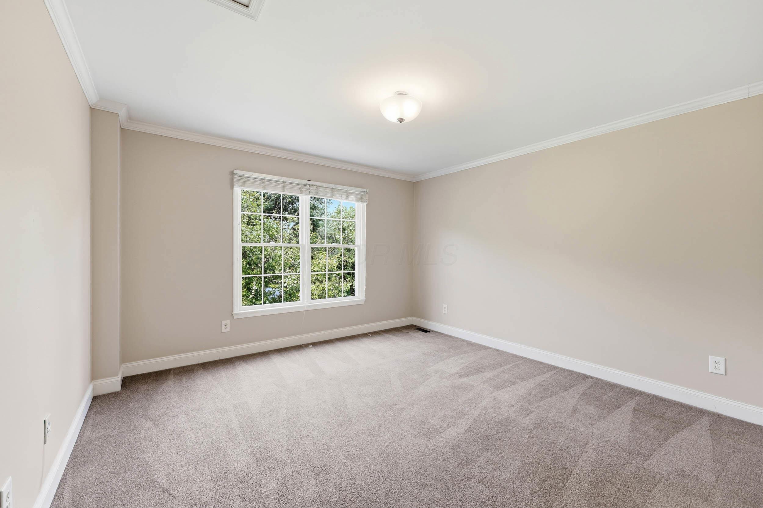 4823 Vista Ridge Drive Property Photo 10
