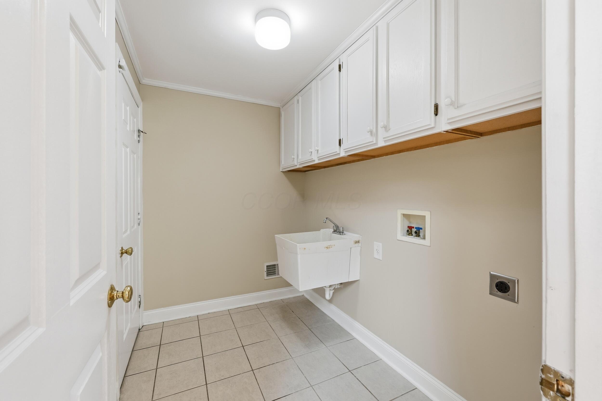 4823 Vista Ridge Drive Property Photo 30