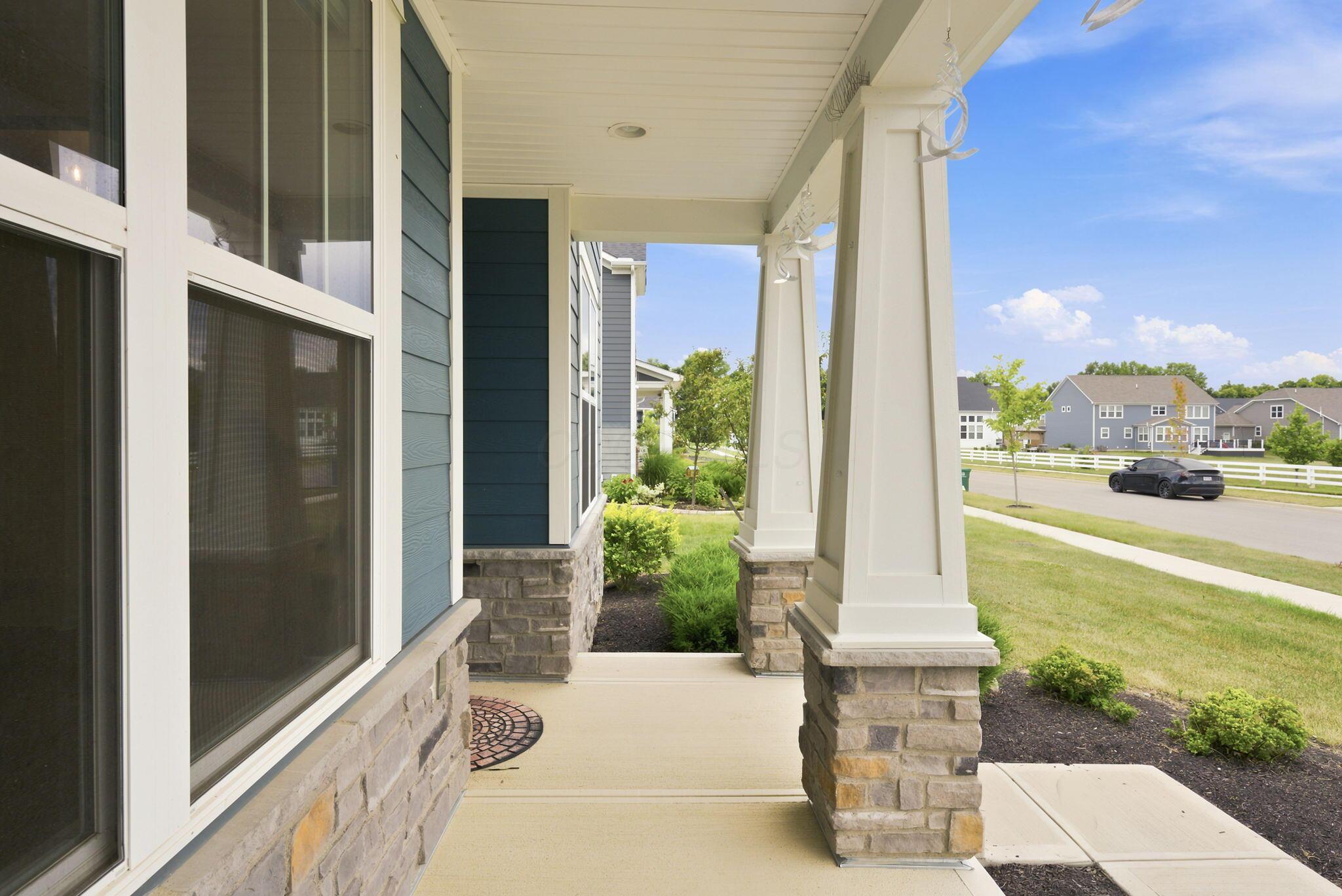 318 Solar Wind Road Property Photo 5