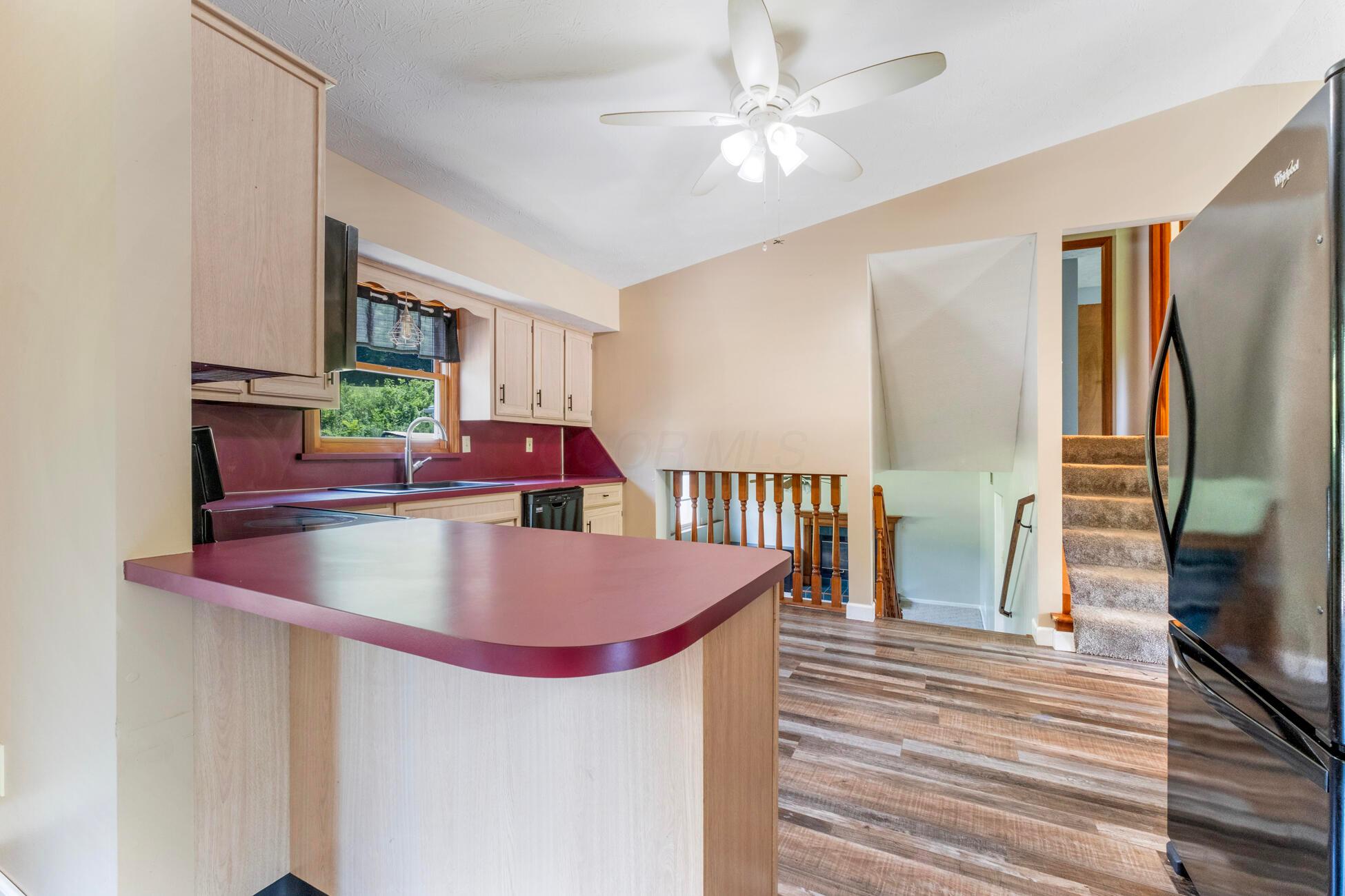 746 Spring Falls Avenue Property Photo 22