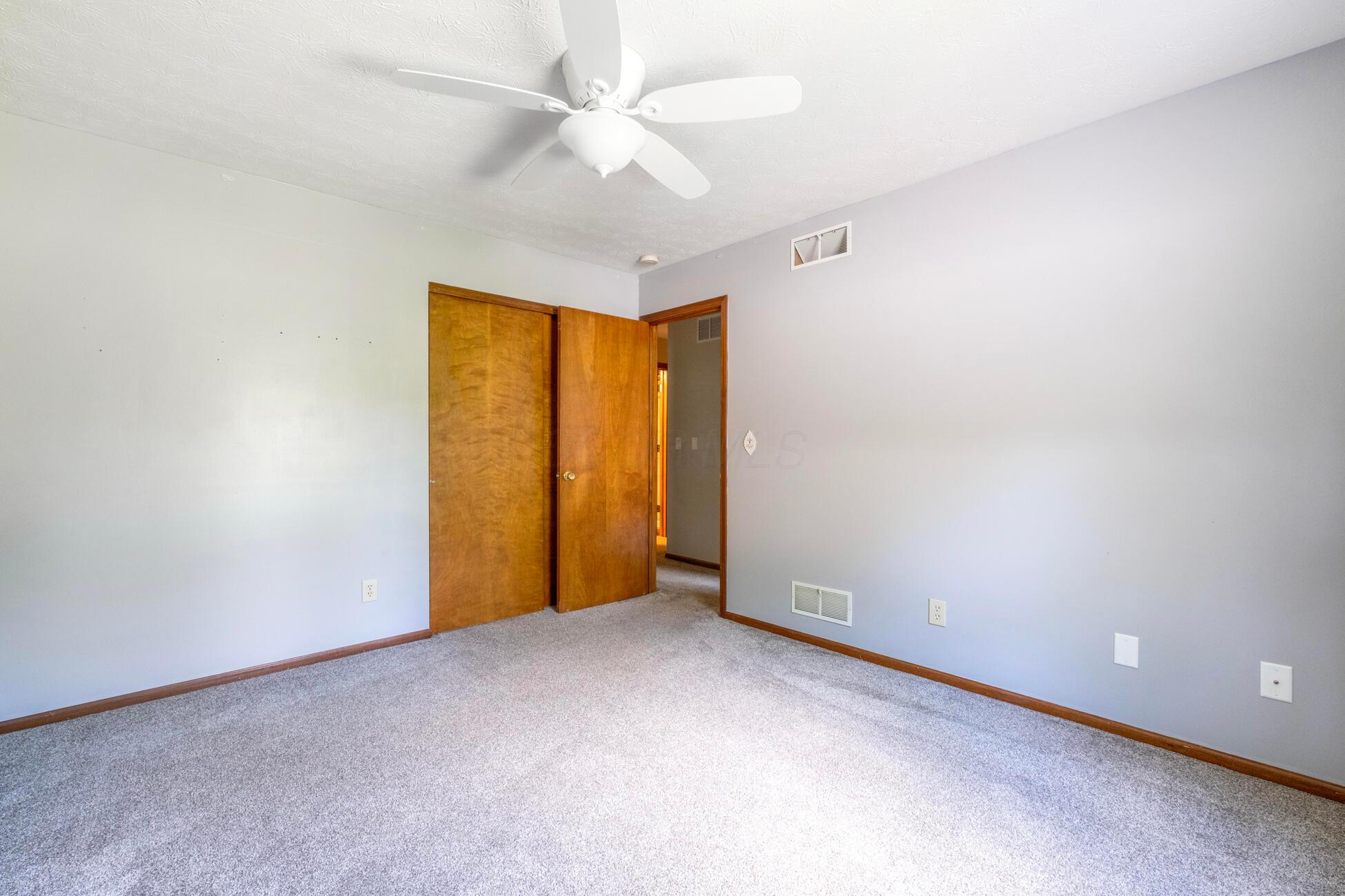 746 Spring Falls Avenue Property Photo 36