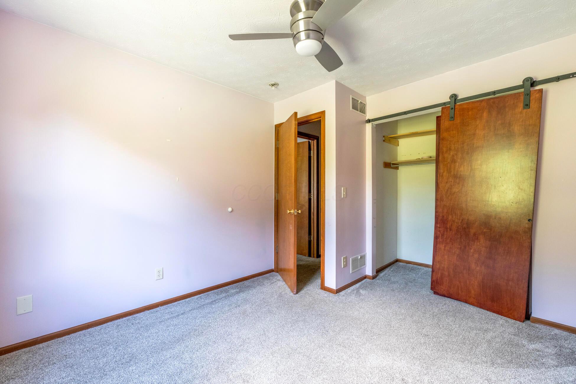 746 Spring Falls Avenue Property Photo 40