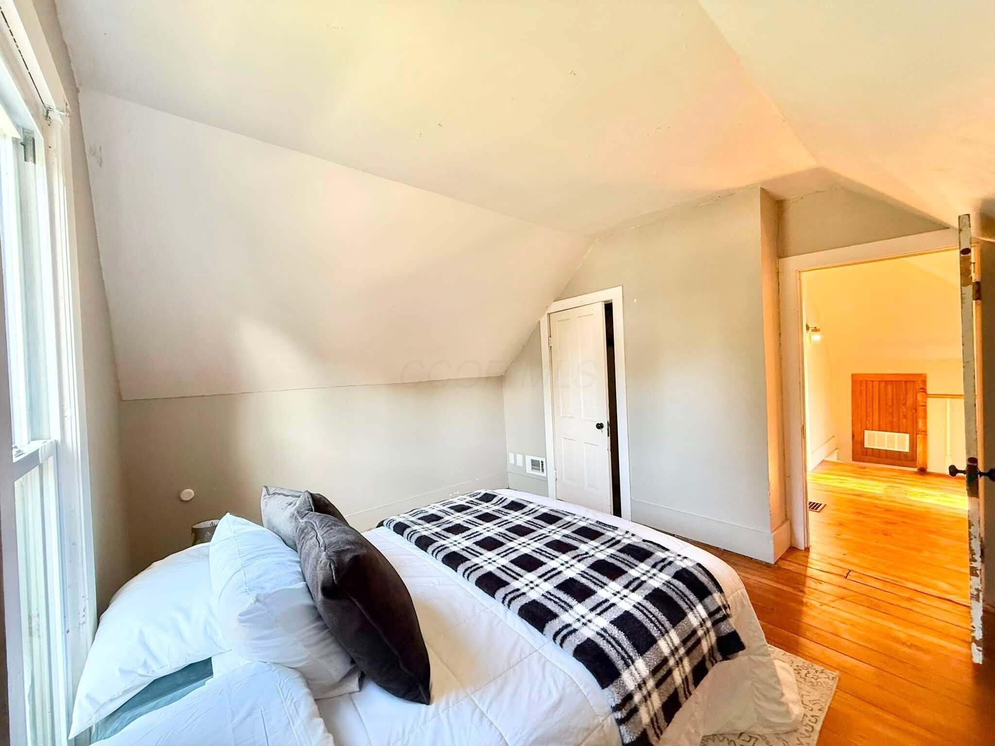 508 E Vine Street Property Photo 15