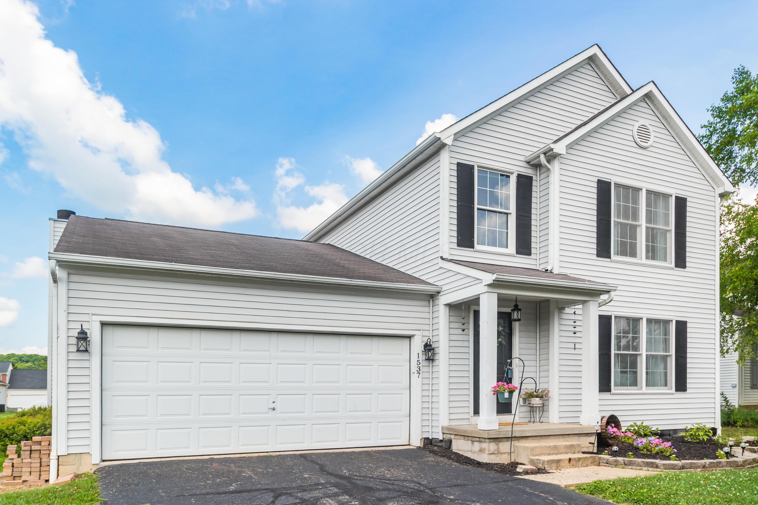 1537 Mallard Circle E Property Photo 1