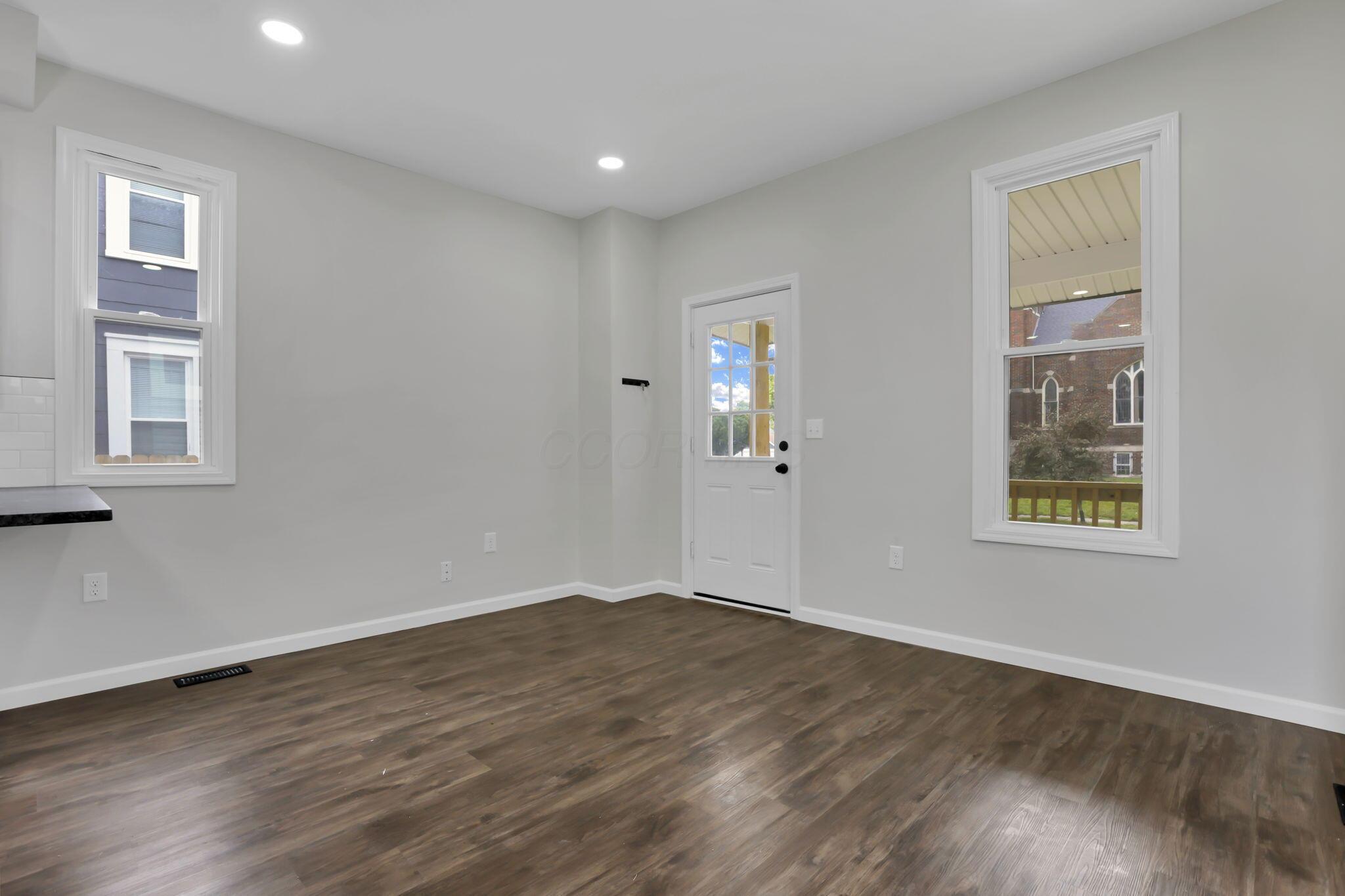 180 E Morrill Avenue Property Photo 8