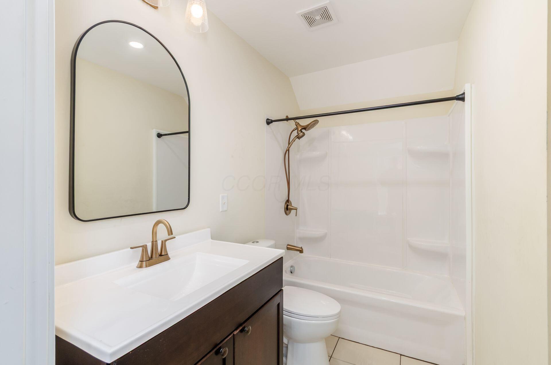 845 Sunbury Road Property Photo 15