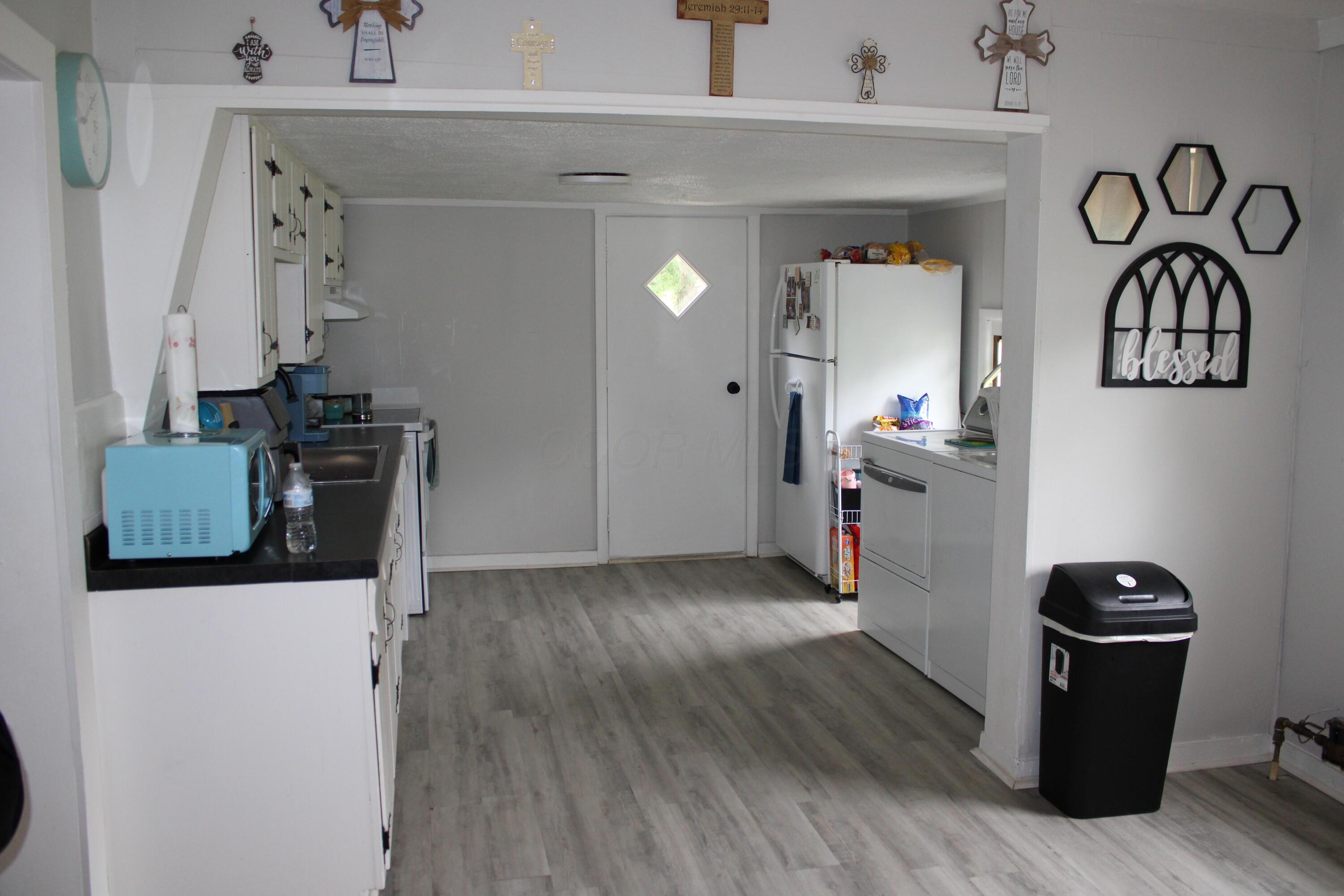 576 Willow Street Property Photo 8