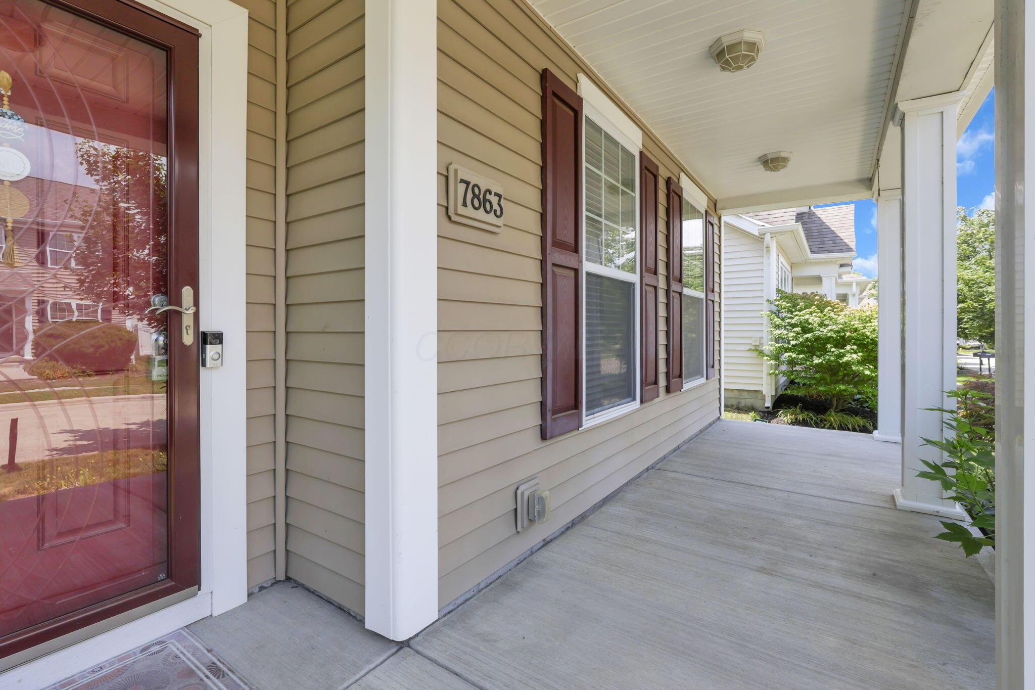 7863 Ashenden Drive Property Photo 6