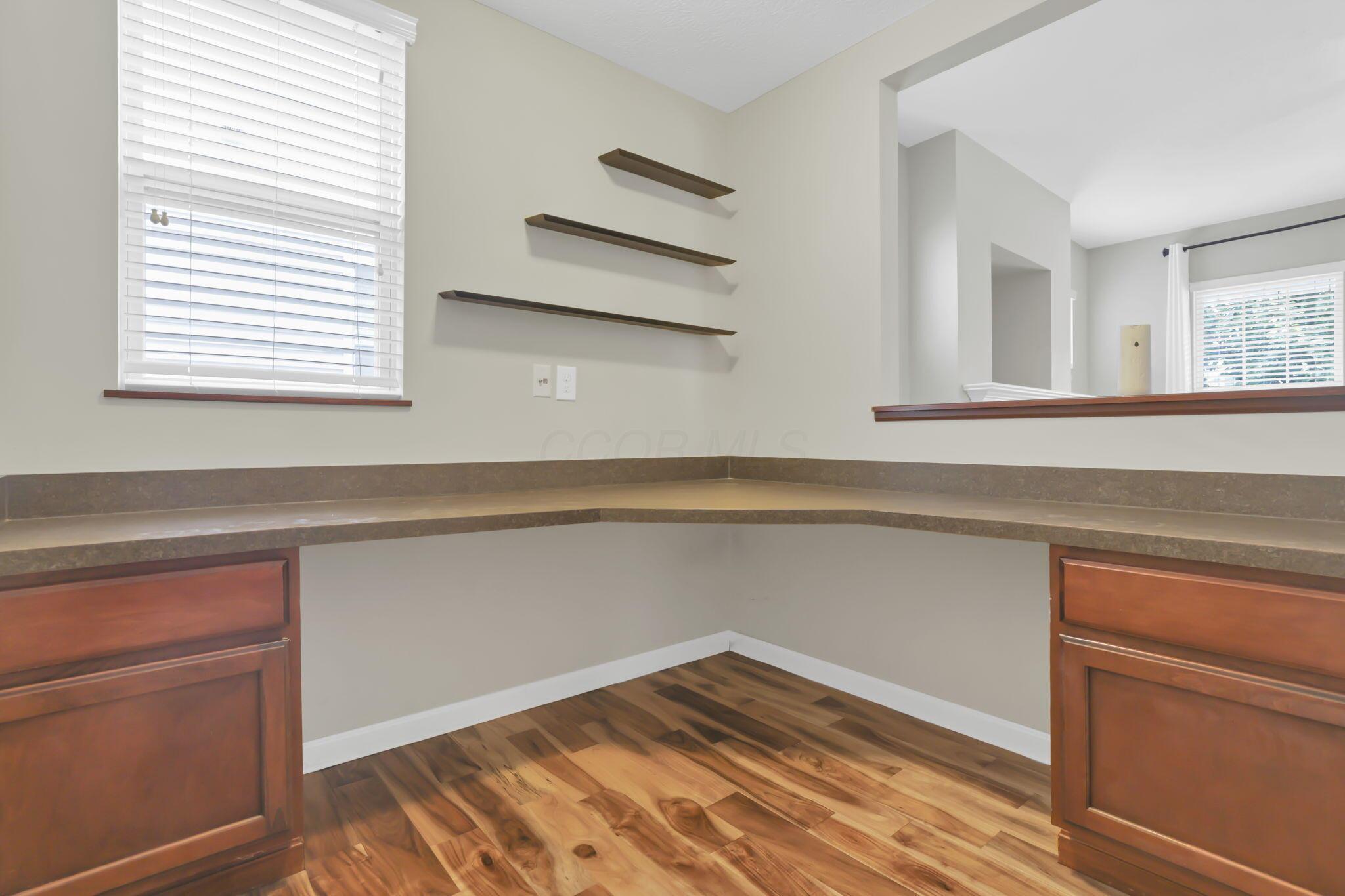 7863 Ashenden Drive Property Photo 14