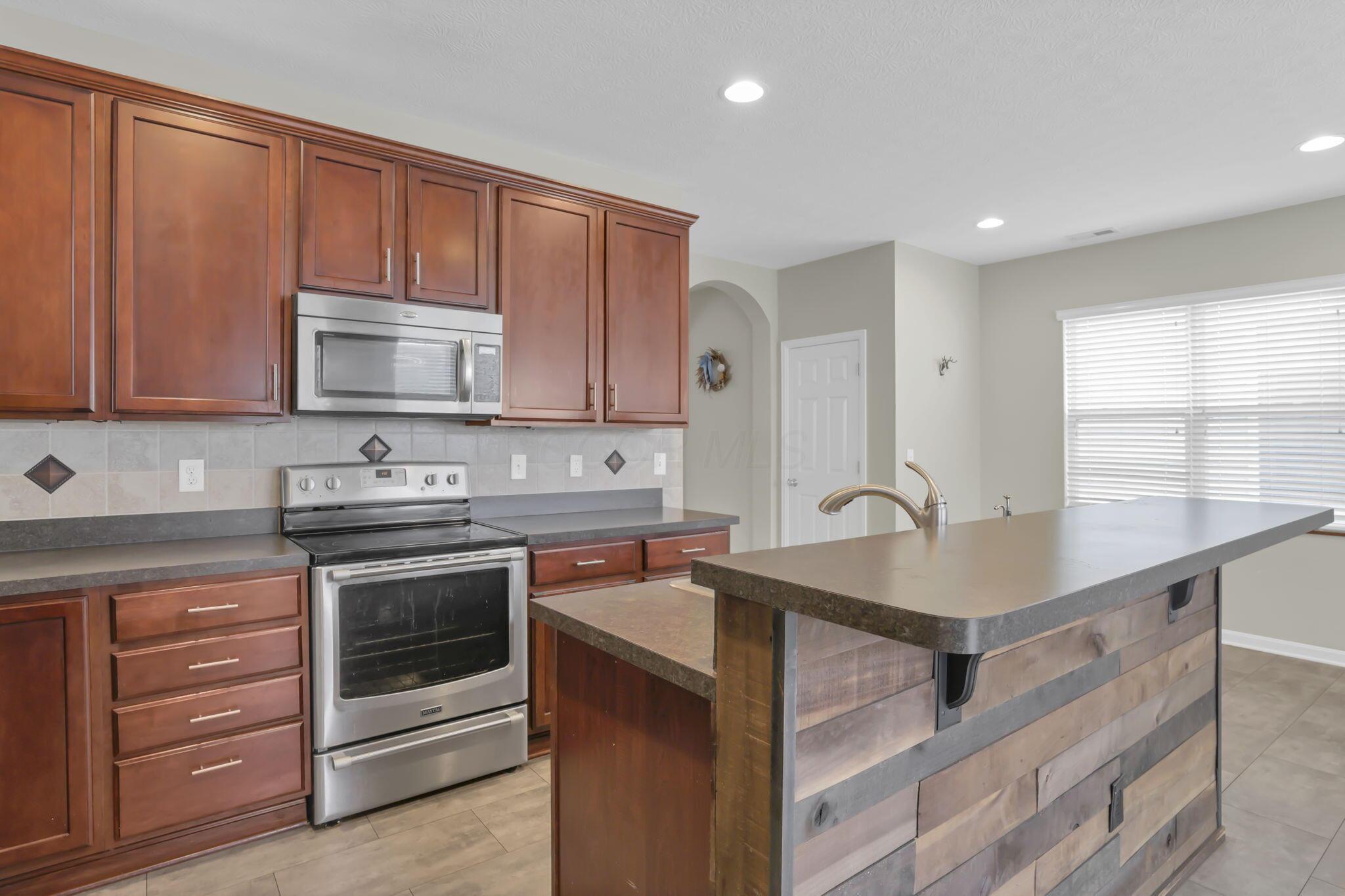 7863 Ashenden Drive Property Photo 17