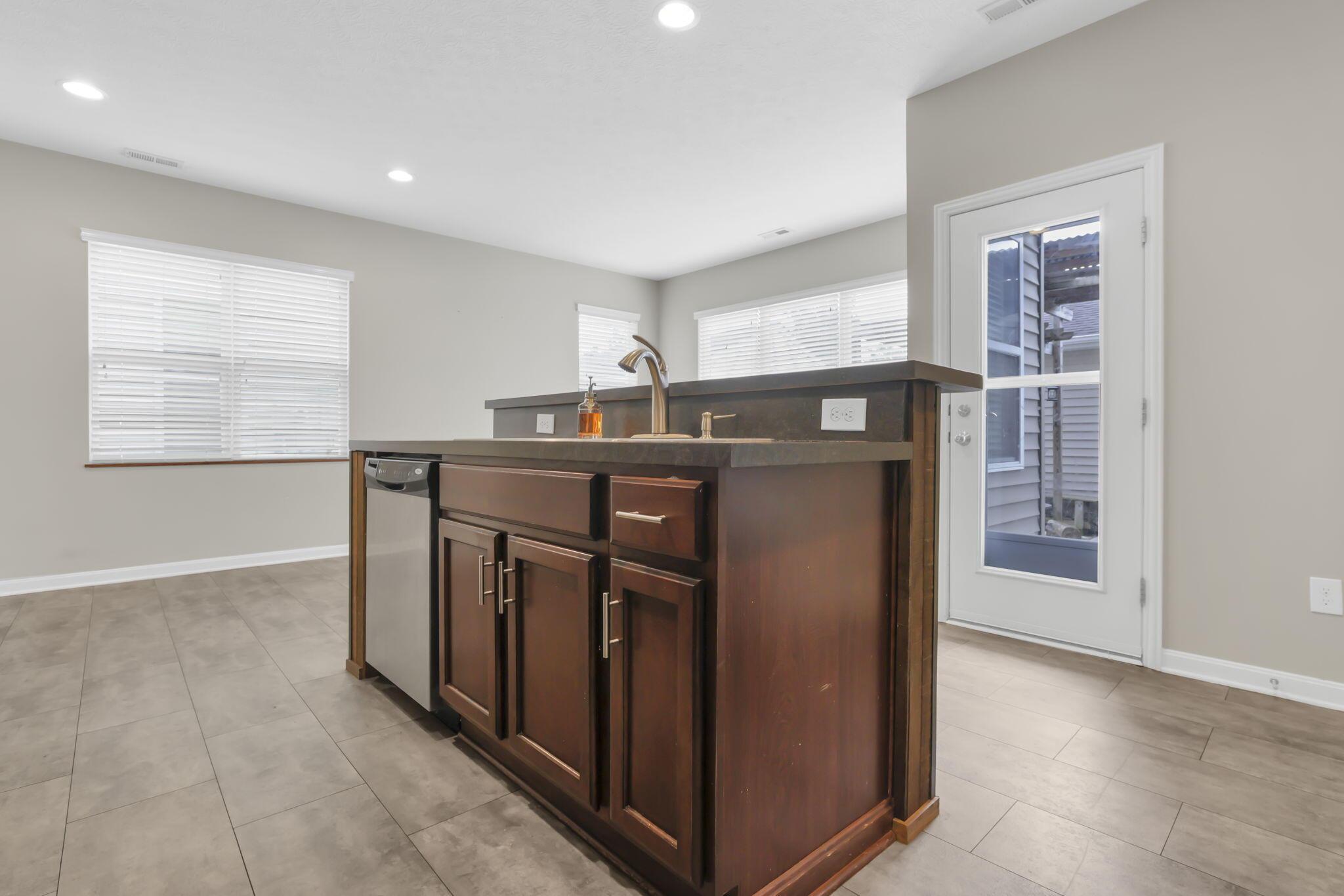 7863 Ashenden Drive Property Photo 19