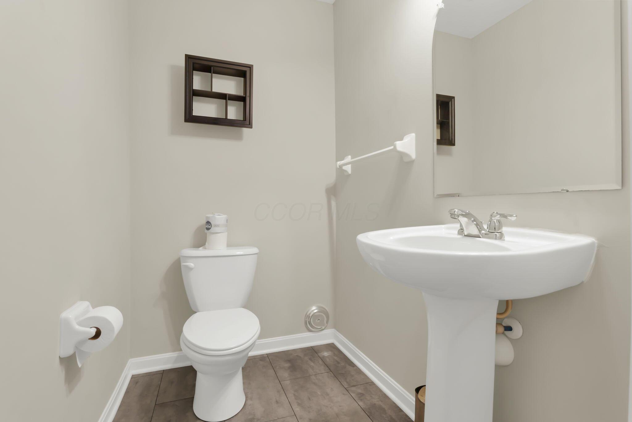 7863 Ashenden Drive Property Photo 32