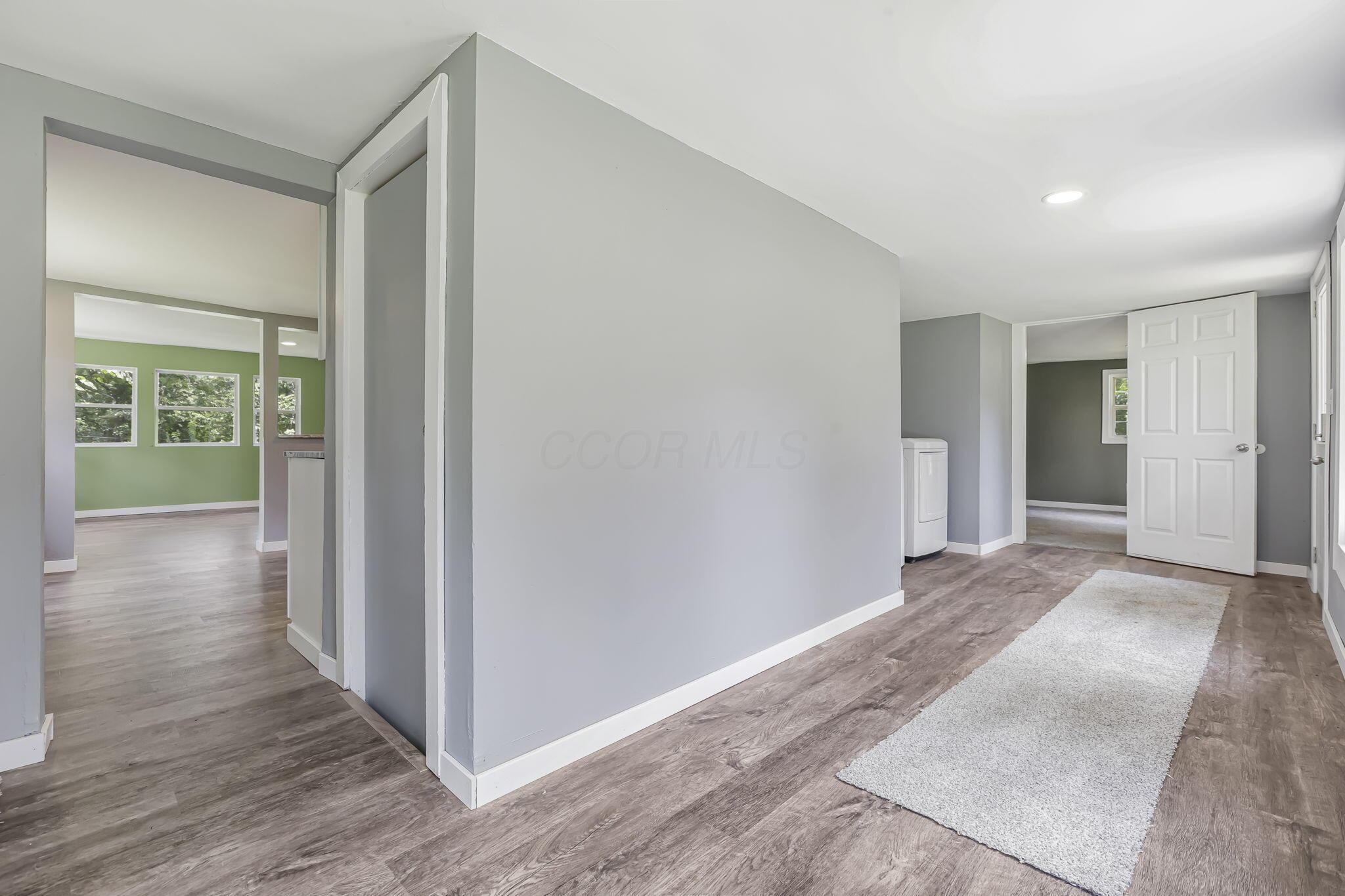 921 Connett Road Property Photo 12