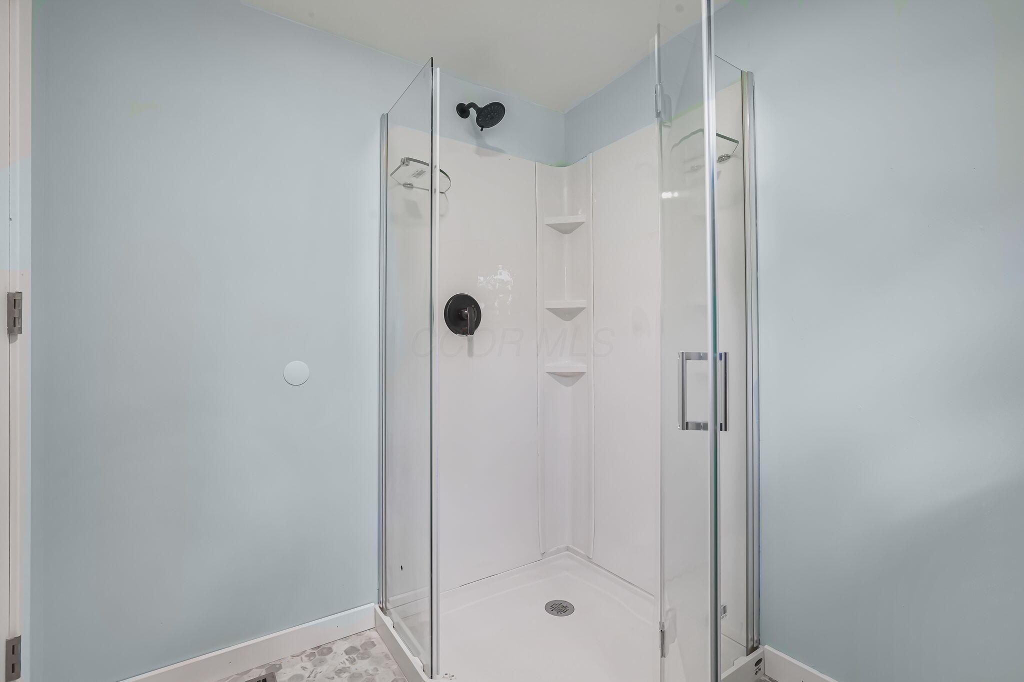 921 Connett Road Property Photo 19