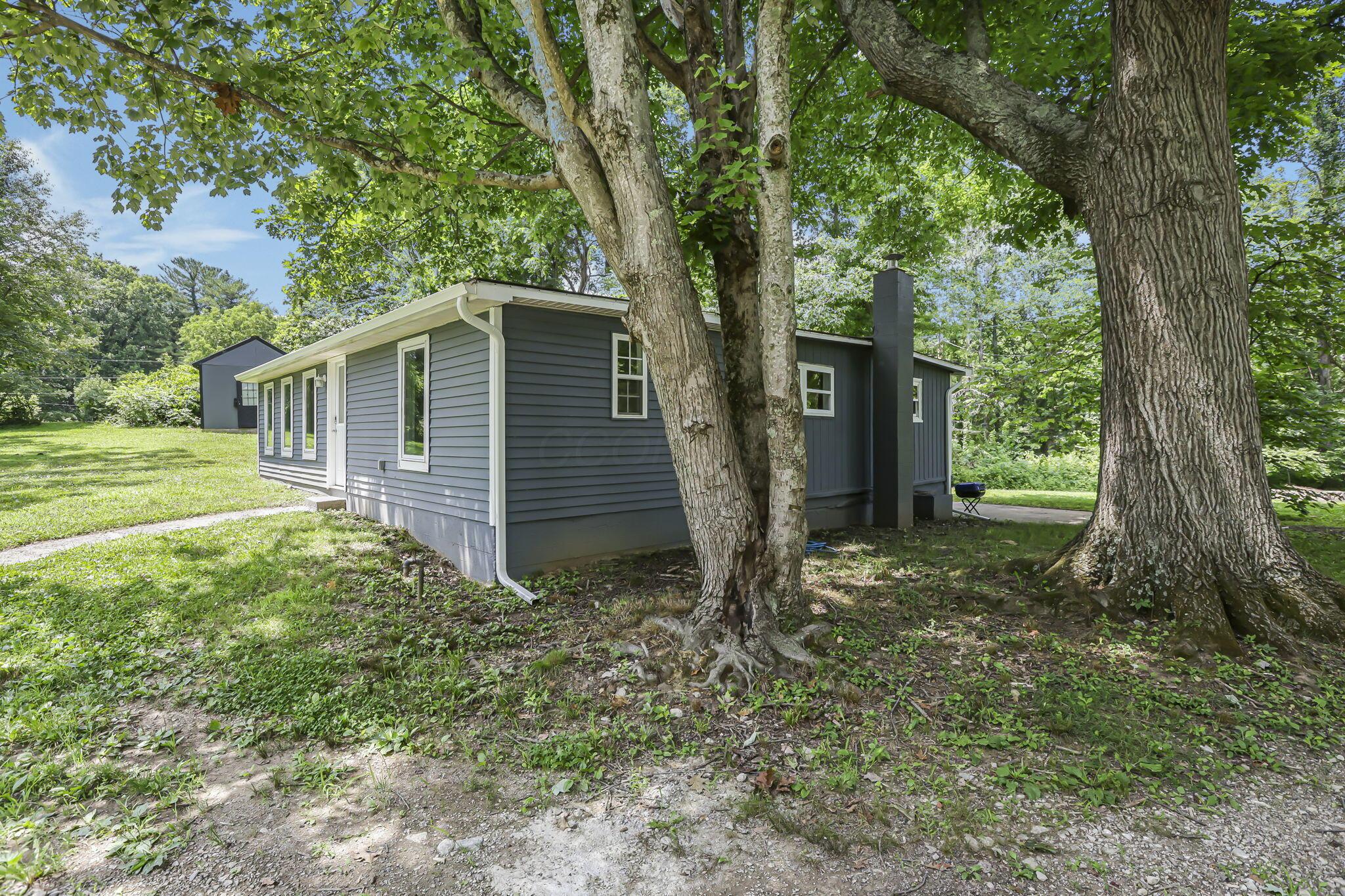 921 Connett Road Property Photo 31