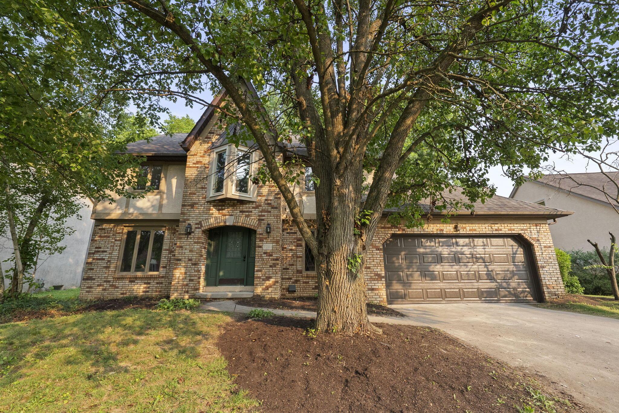 7783 Pembrook Drive Property Photo 2