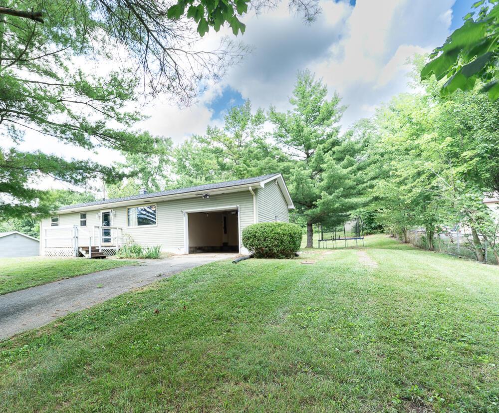 465 Vernon Drive Property Photo 5
