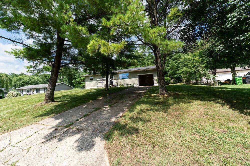465 Vernon Drive Property Photo 6