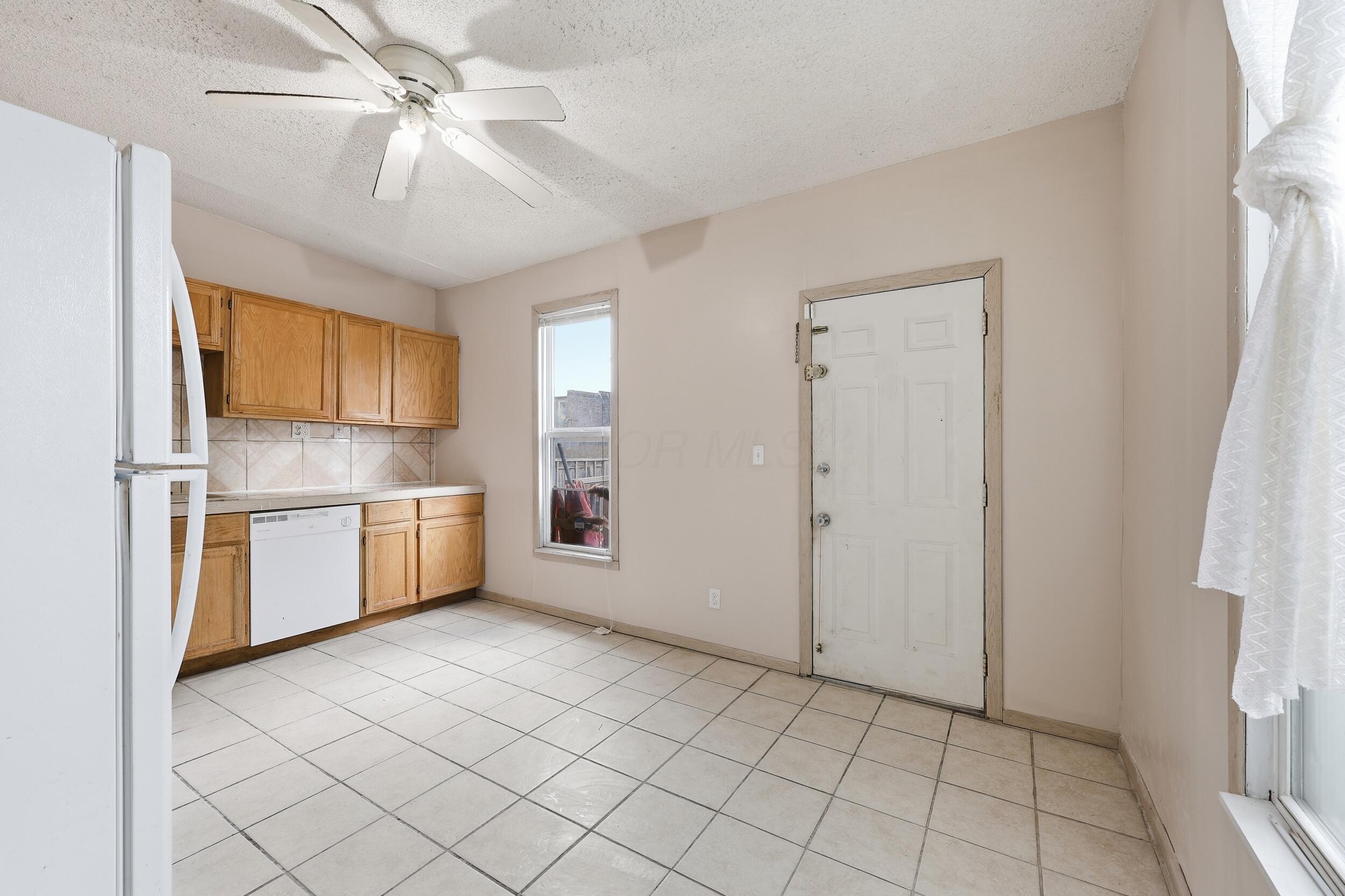 62-64 E Welch Avenue Property Photo 26