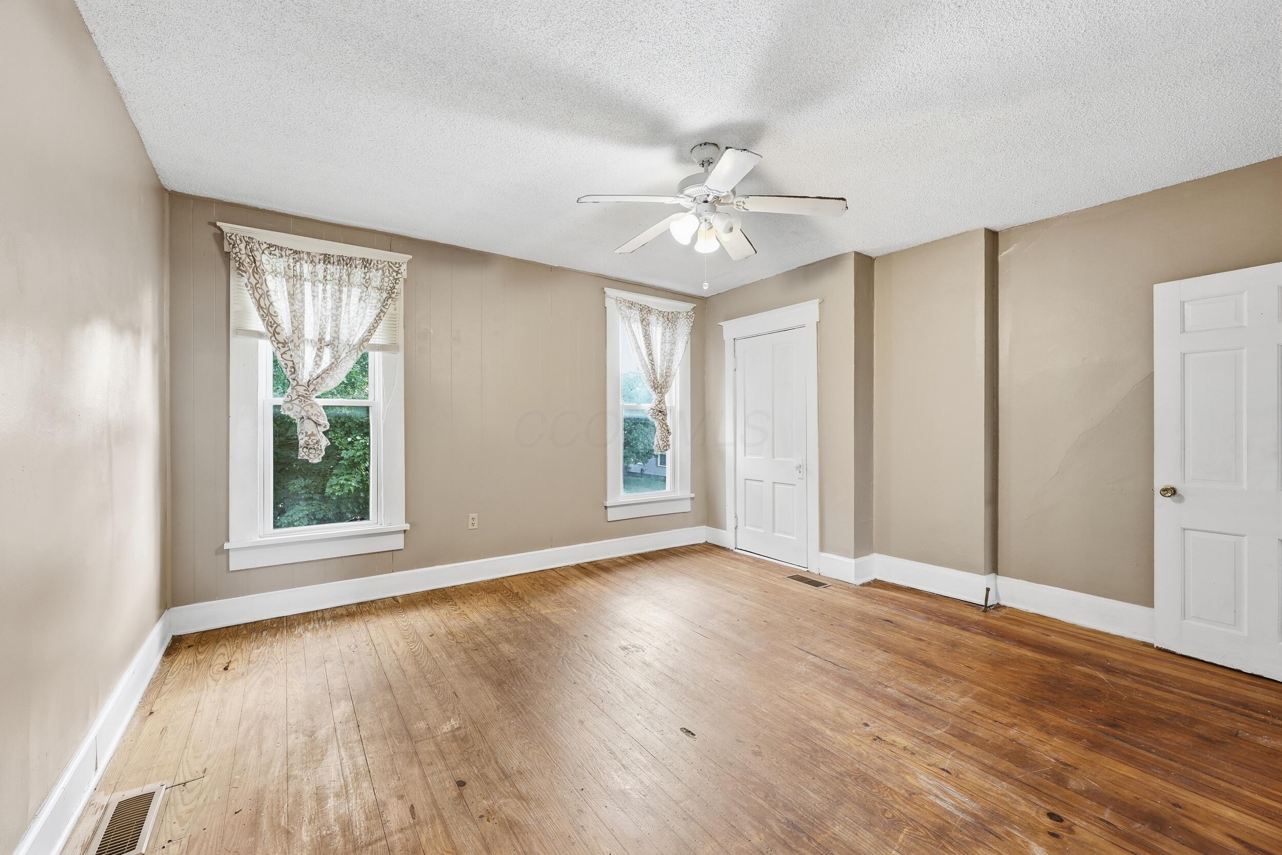 62-64 E Welch Avenue Property Photo 29