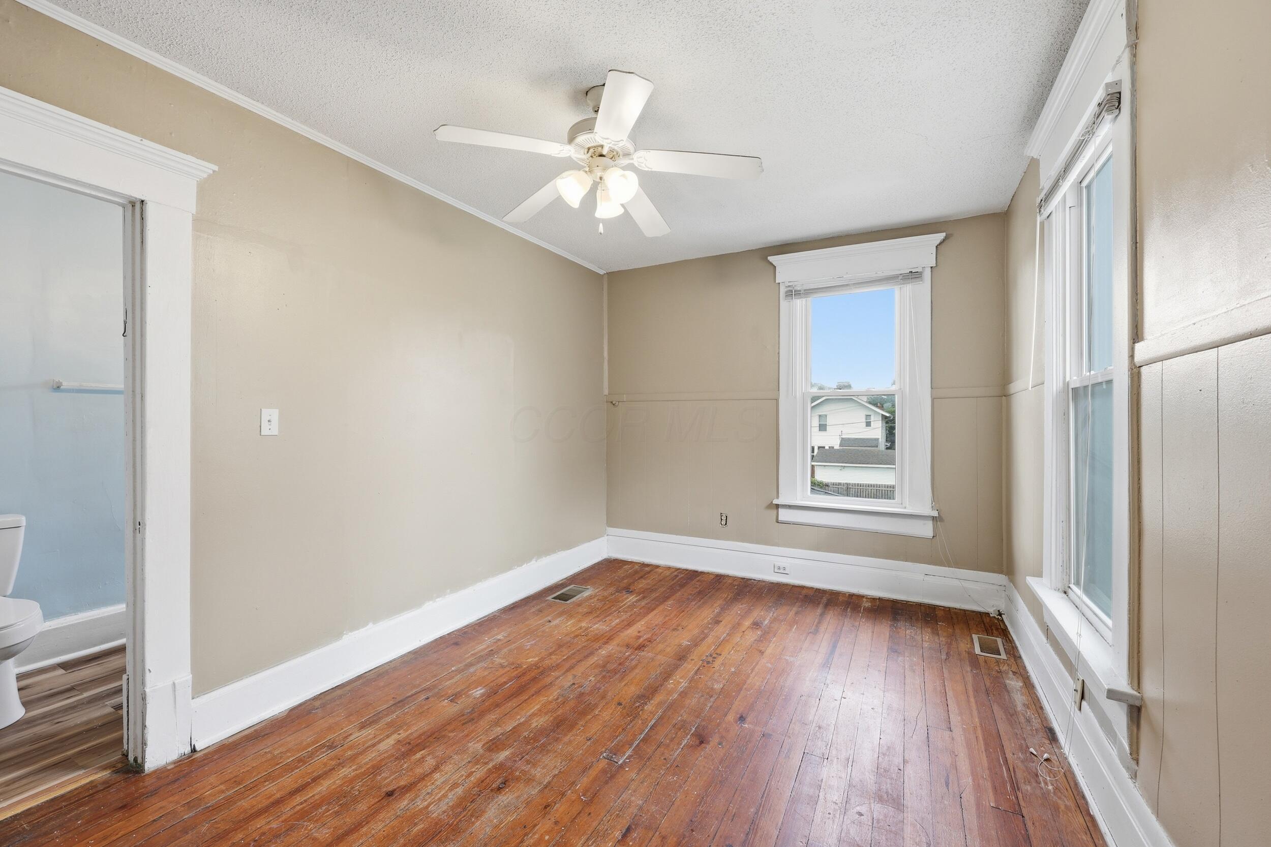 62-64 E Welch Avenue Property Photo 32