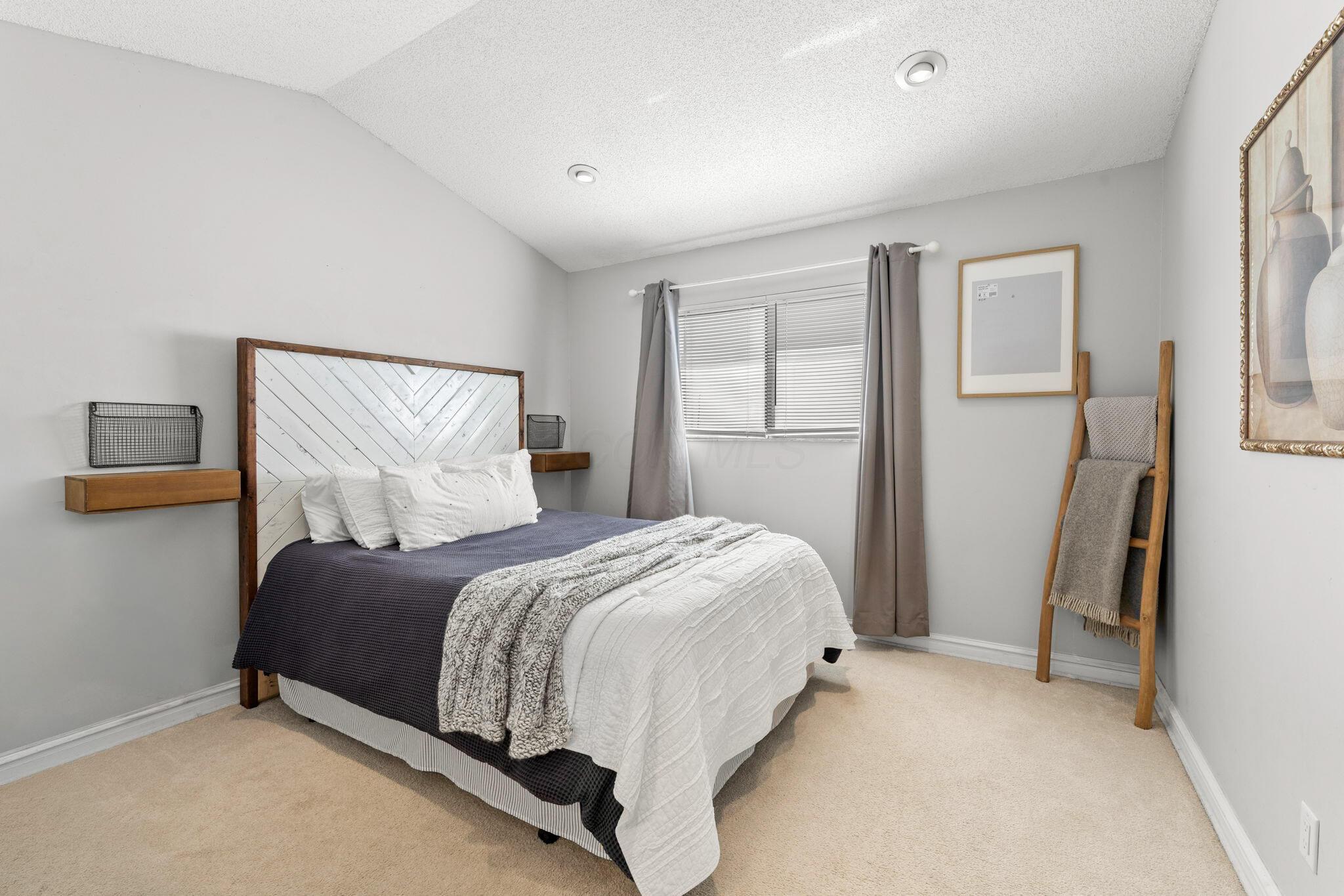 4520 Glenhaven Drive Property Photo 11