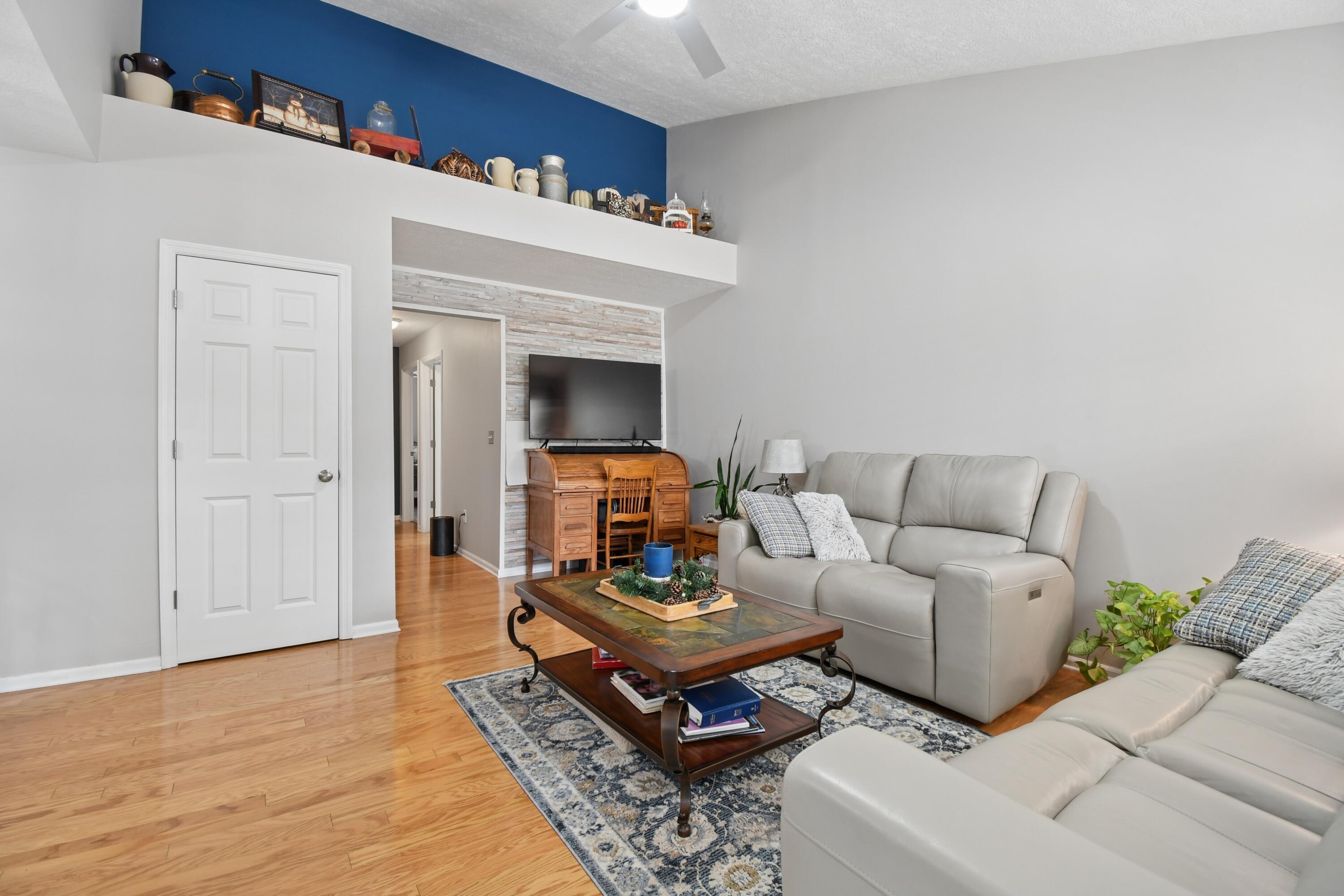 709 Kildow Court Property Photo 4