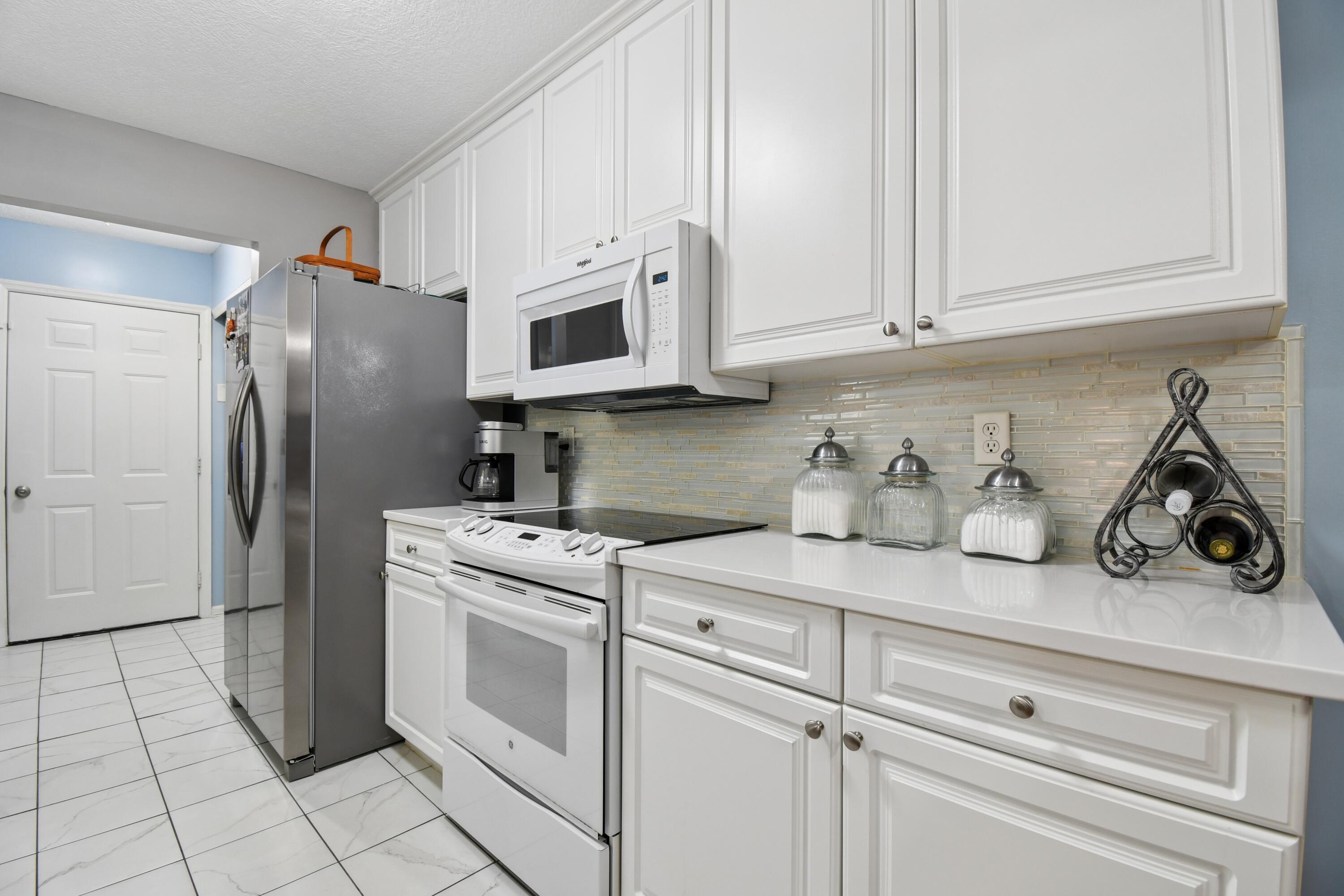 709 Kildow Court Property Photo 8